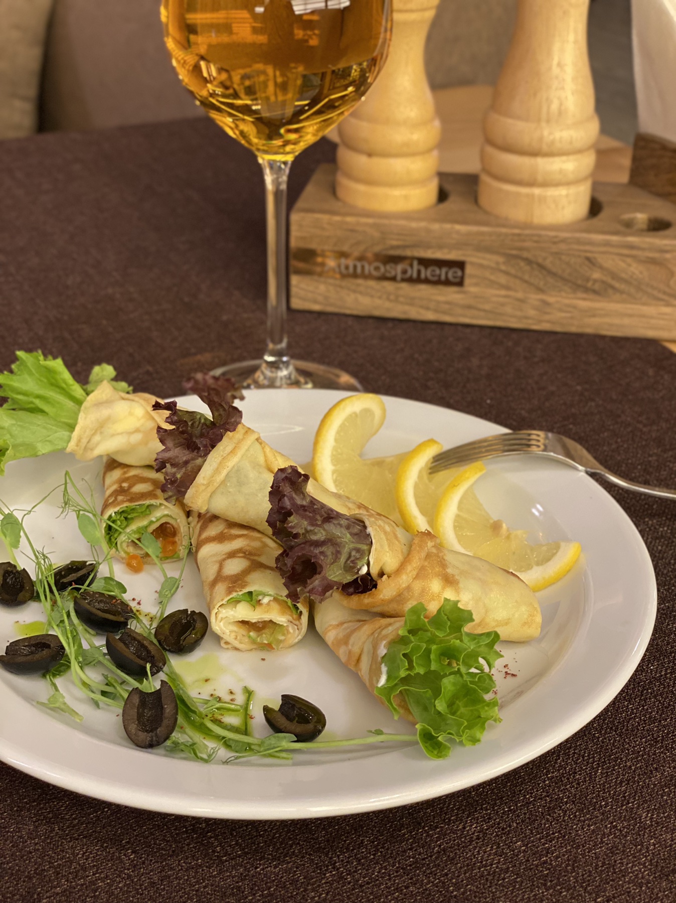 Atmosphere Restaurant image 7