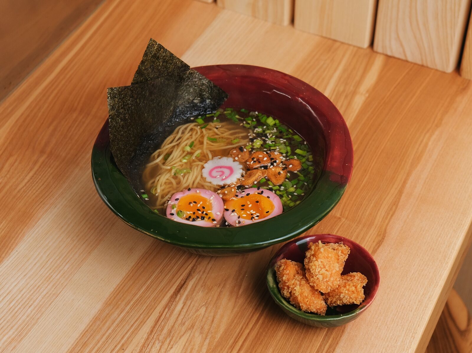 Tonko city ramen image 2