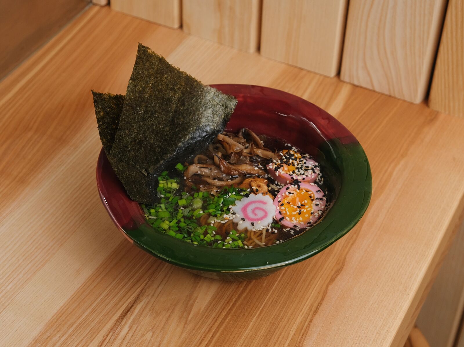 Tonko city ramen image 7