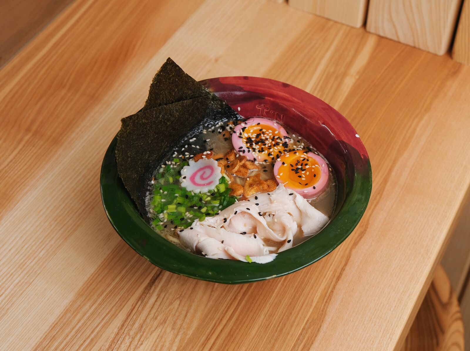 Tonko city ramen image 9