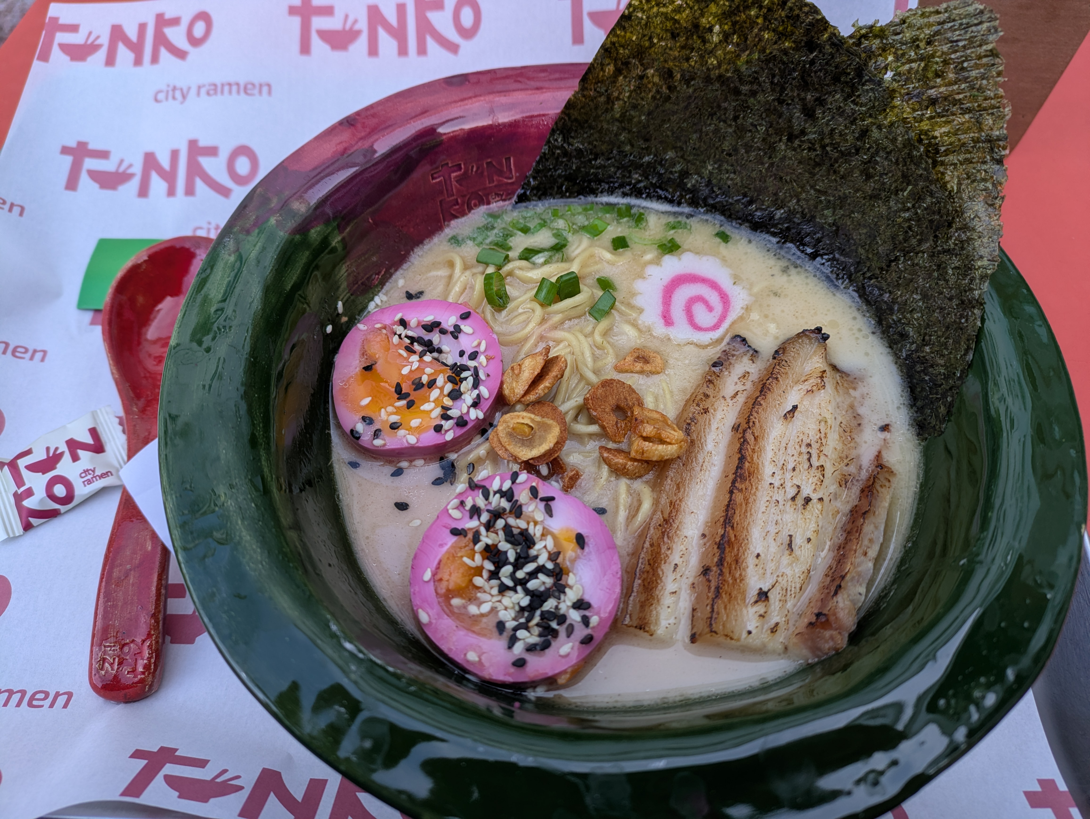Tonko city ramen image 10