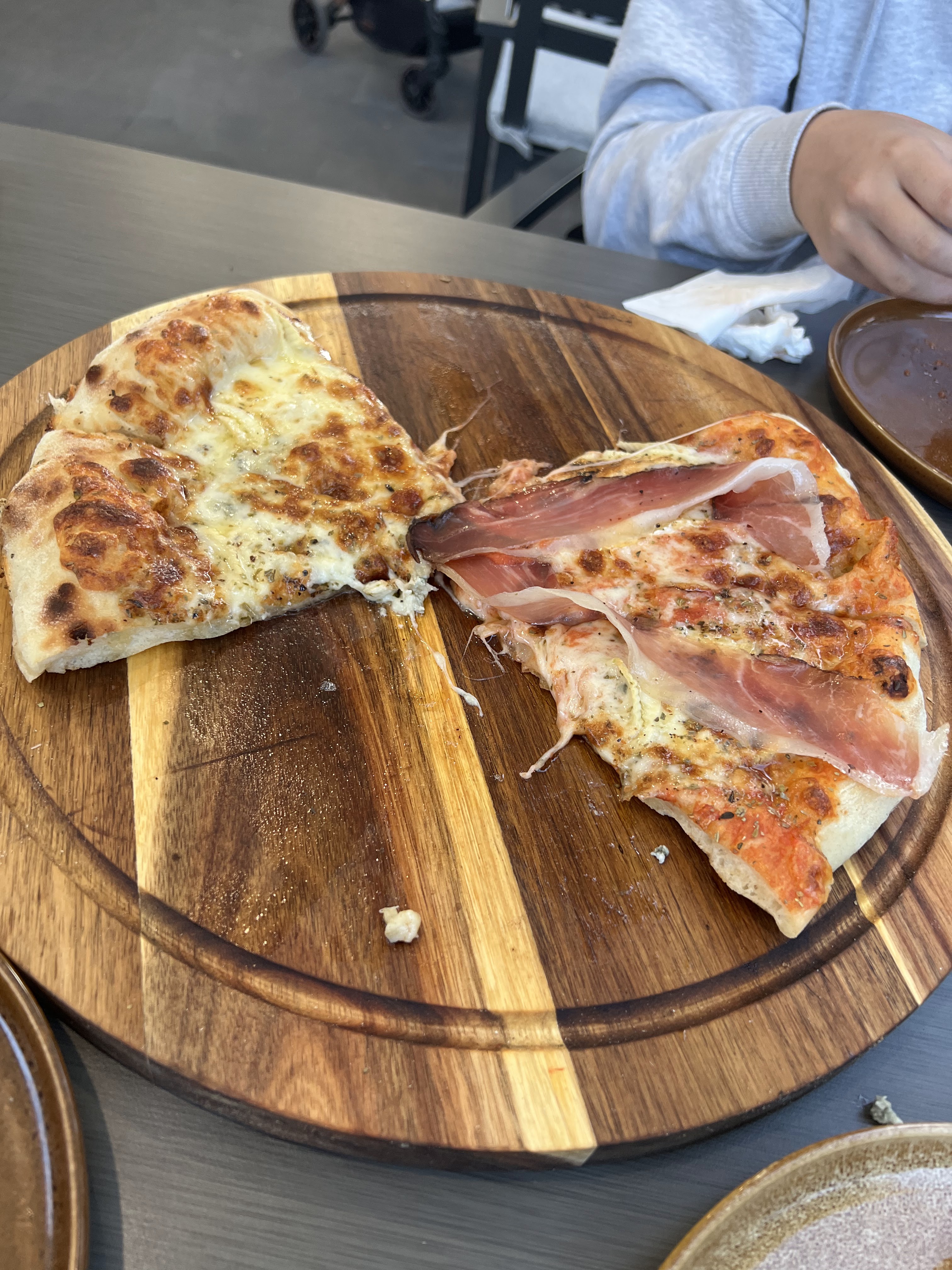 Staryy Milan image 2