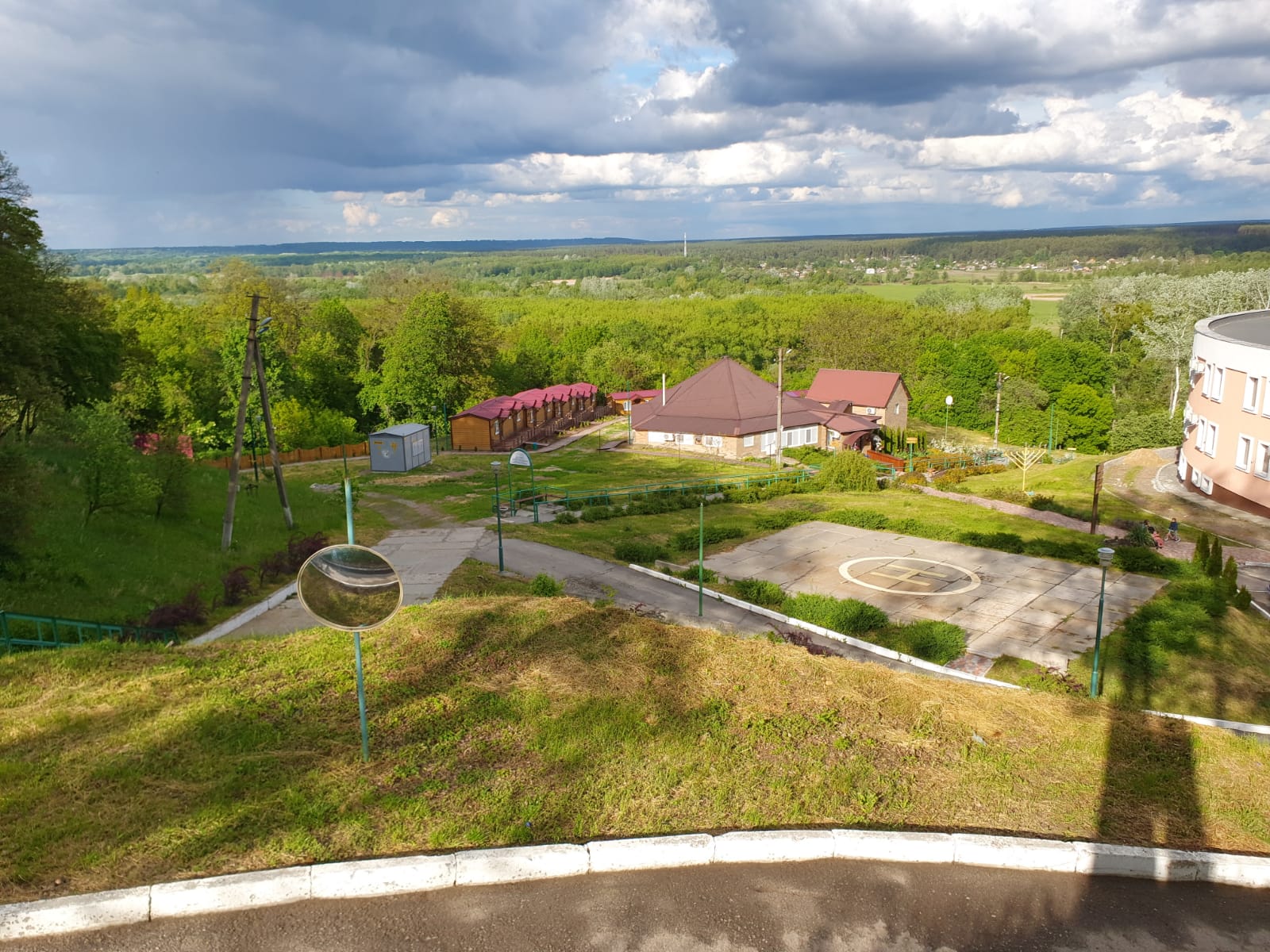 "מסעדת קרצמה" - restaurant image 2