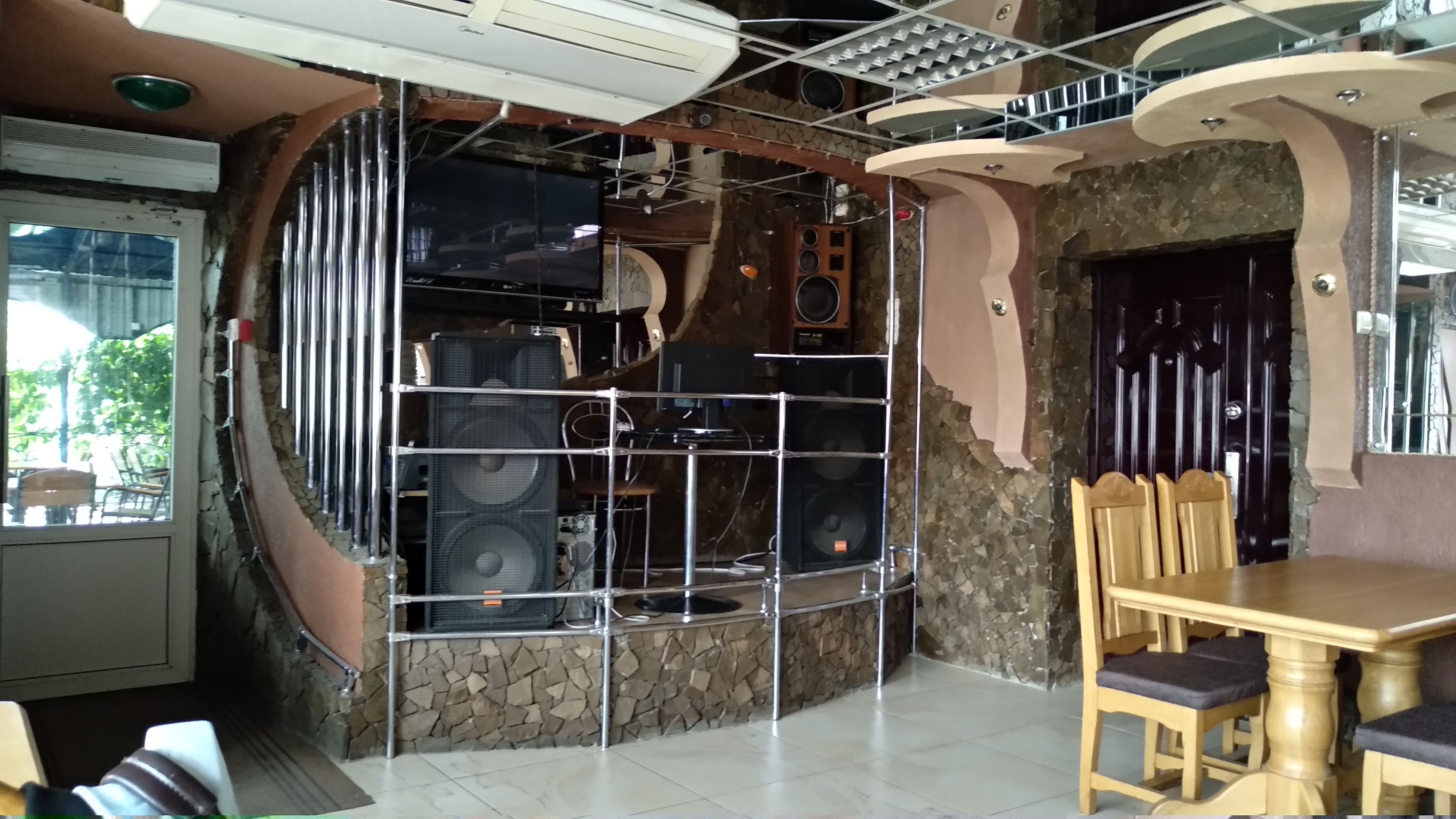 Café white sails image 8