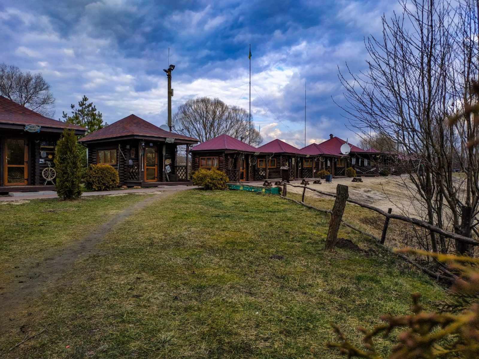 Rybatsʹkyy Khutir image 4