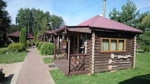 Rybatsʹkyy Khutir image 6