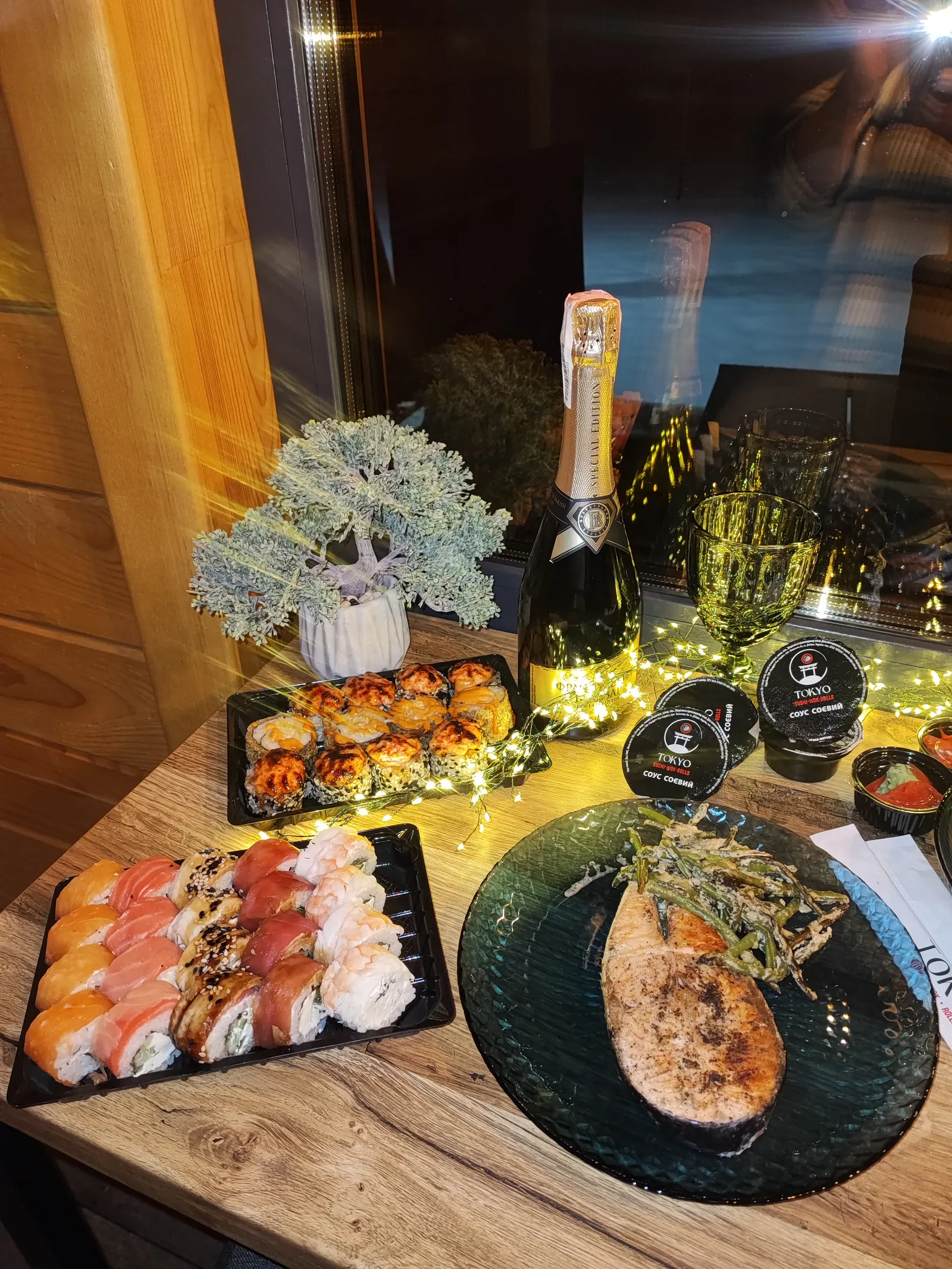 Tokyo sushi image 3