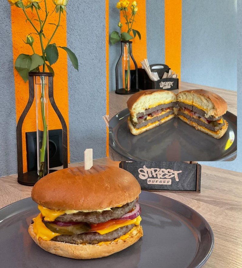 Street Burger image 3