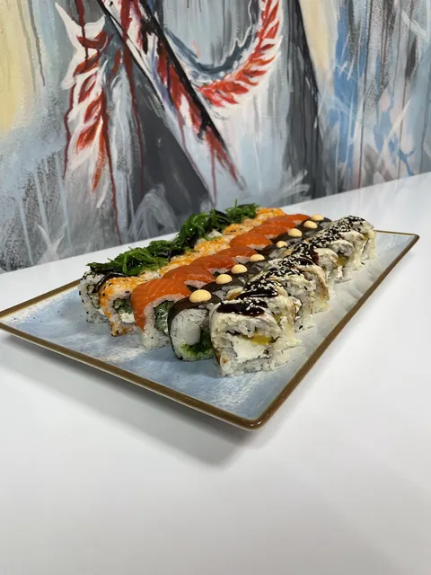 MaxBox - Sushi & Wok image 2