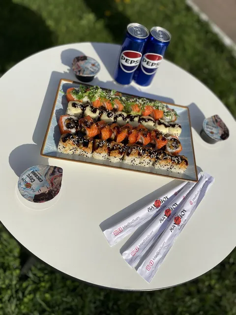 MaxBox - Sushi & Wok image 6