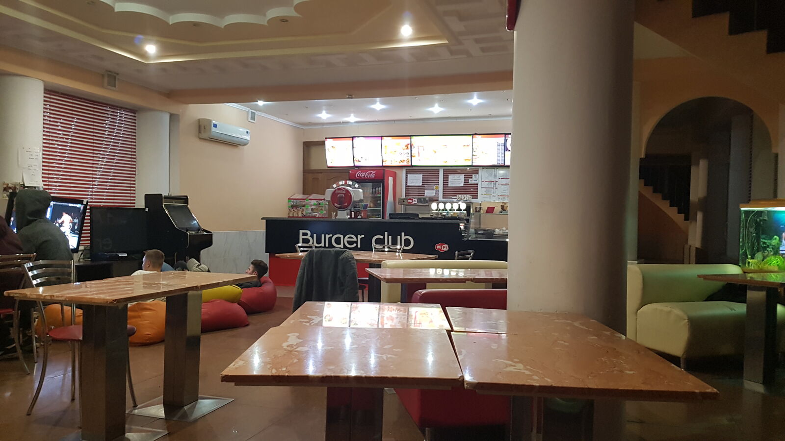 Burger Club image 1