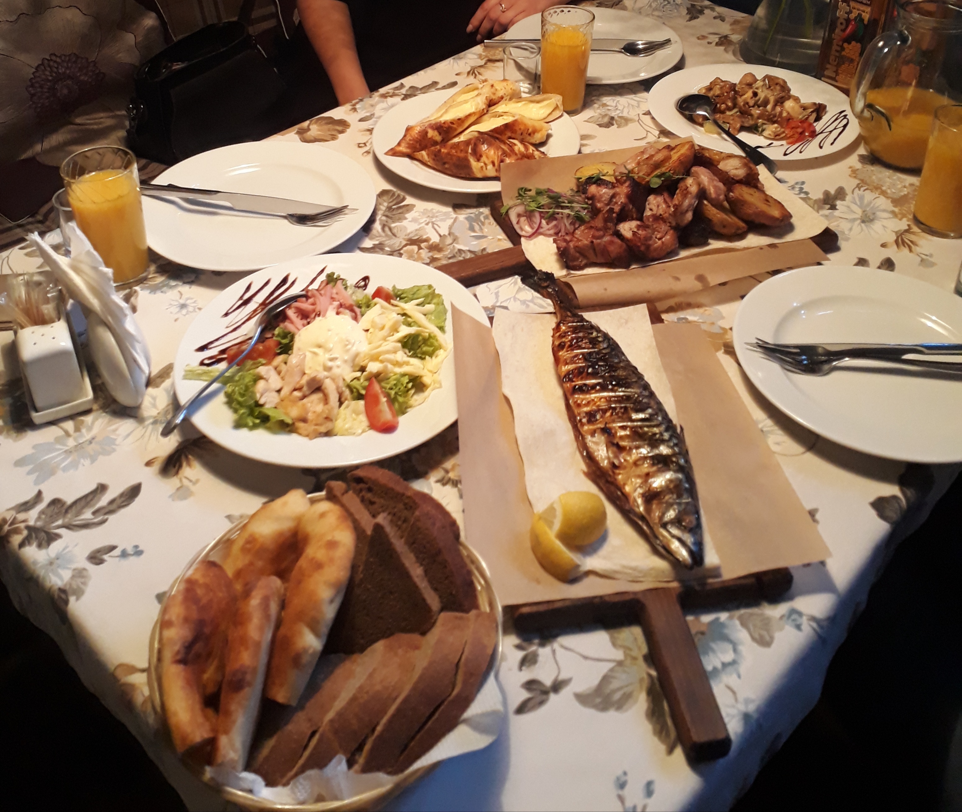 Mangal Hous "Колоs" image 7