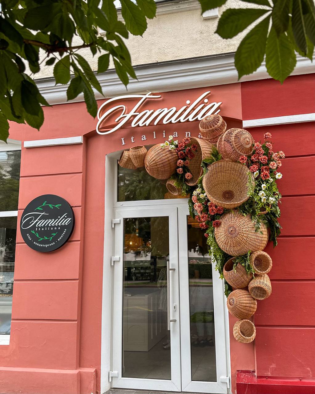 Familia italiana image 1