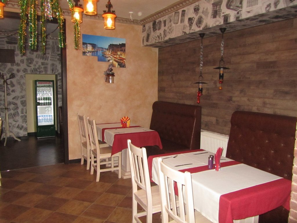 Alfonso pizzeria image 5