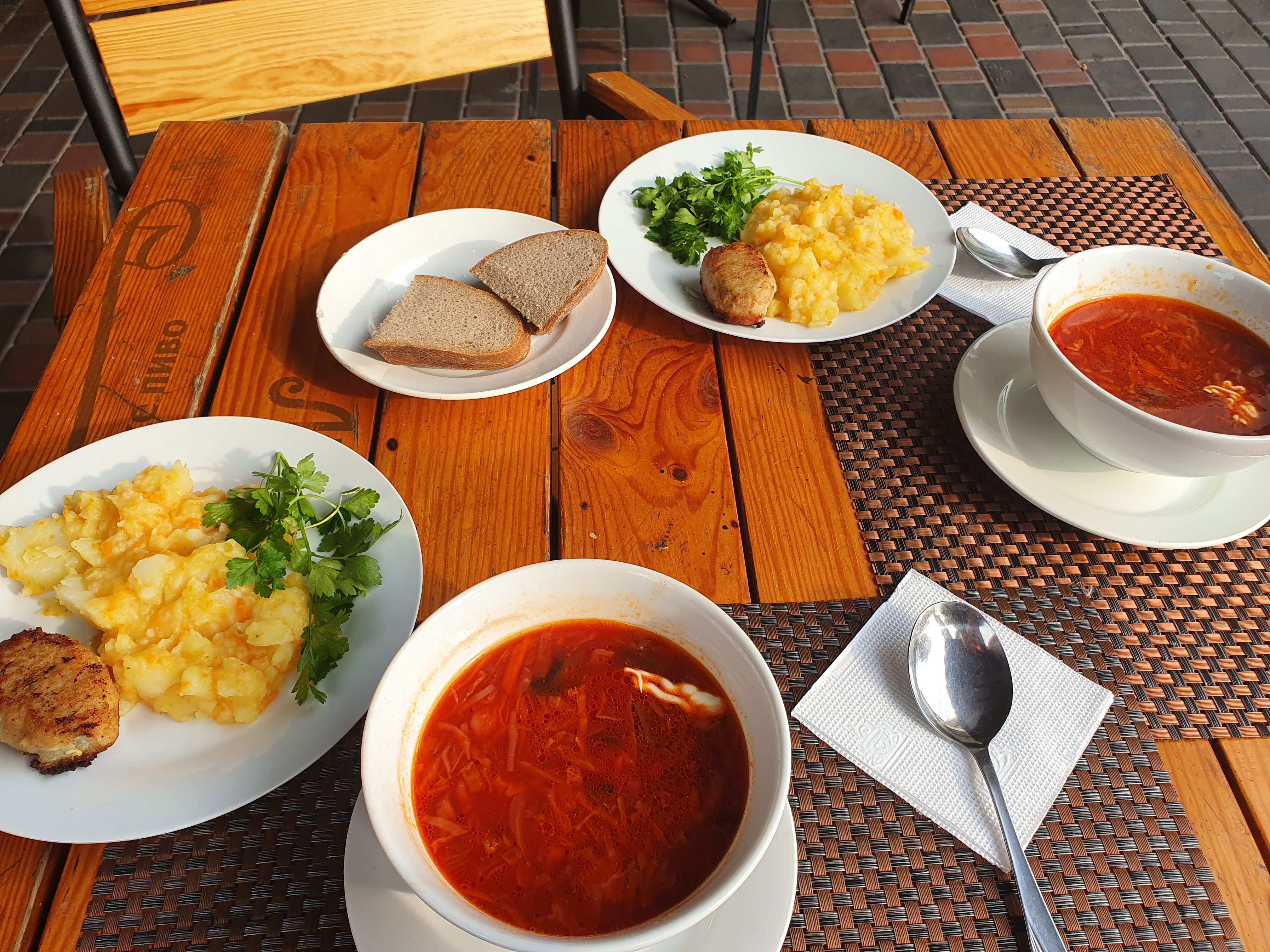 Sribnyy Hlobus image 2