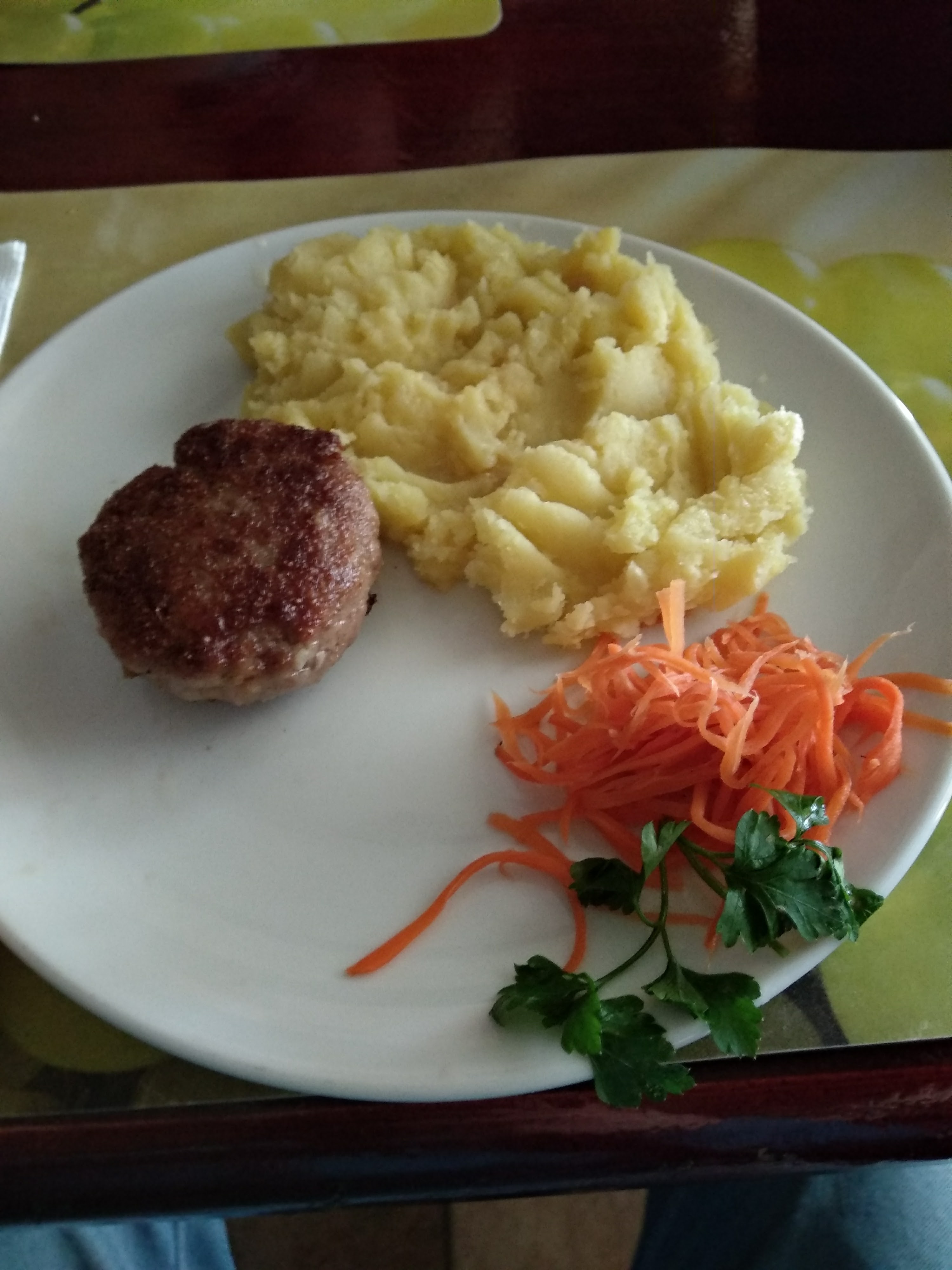 Sribnyy Hlobus image 8