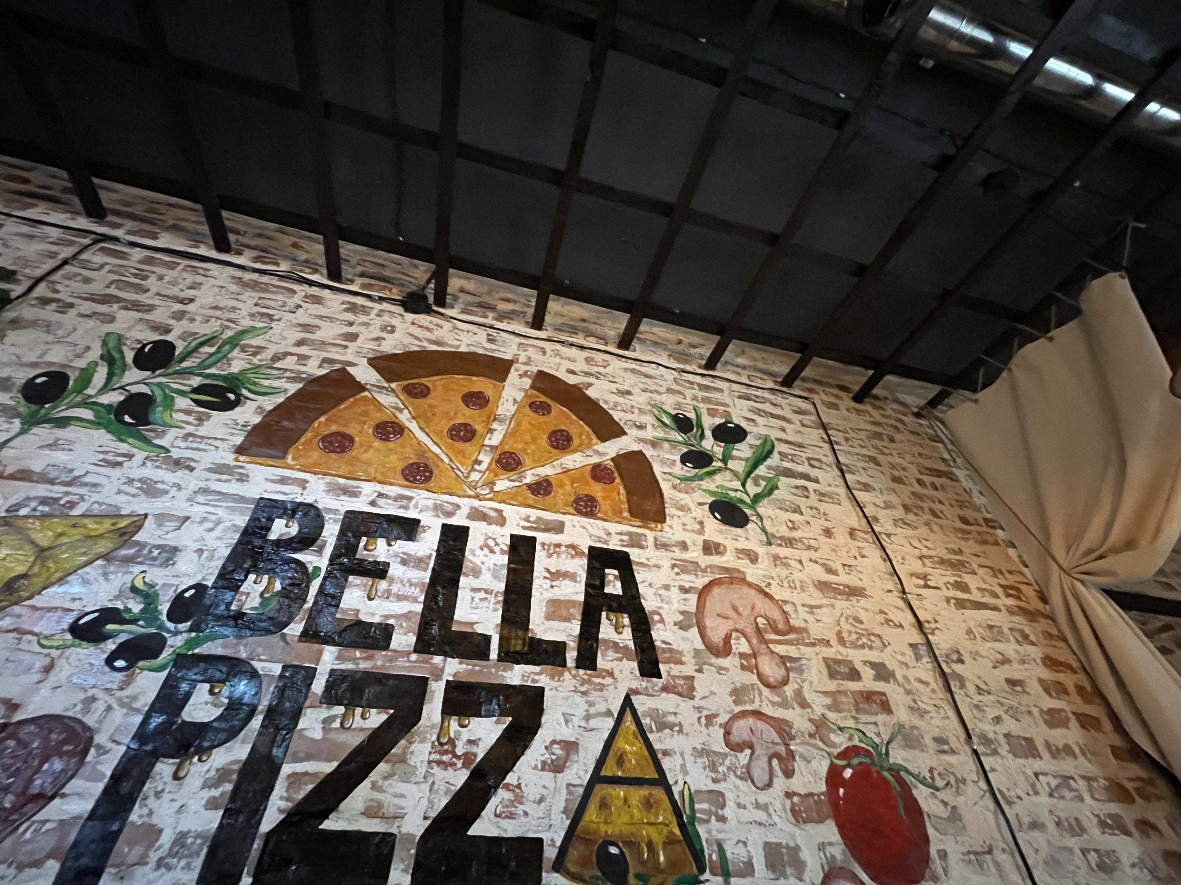 Bella Pizza image 7