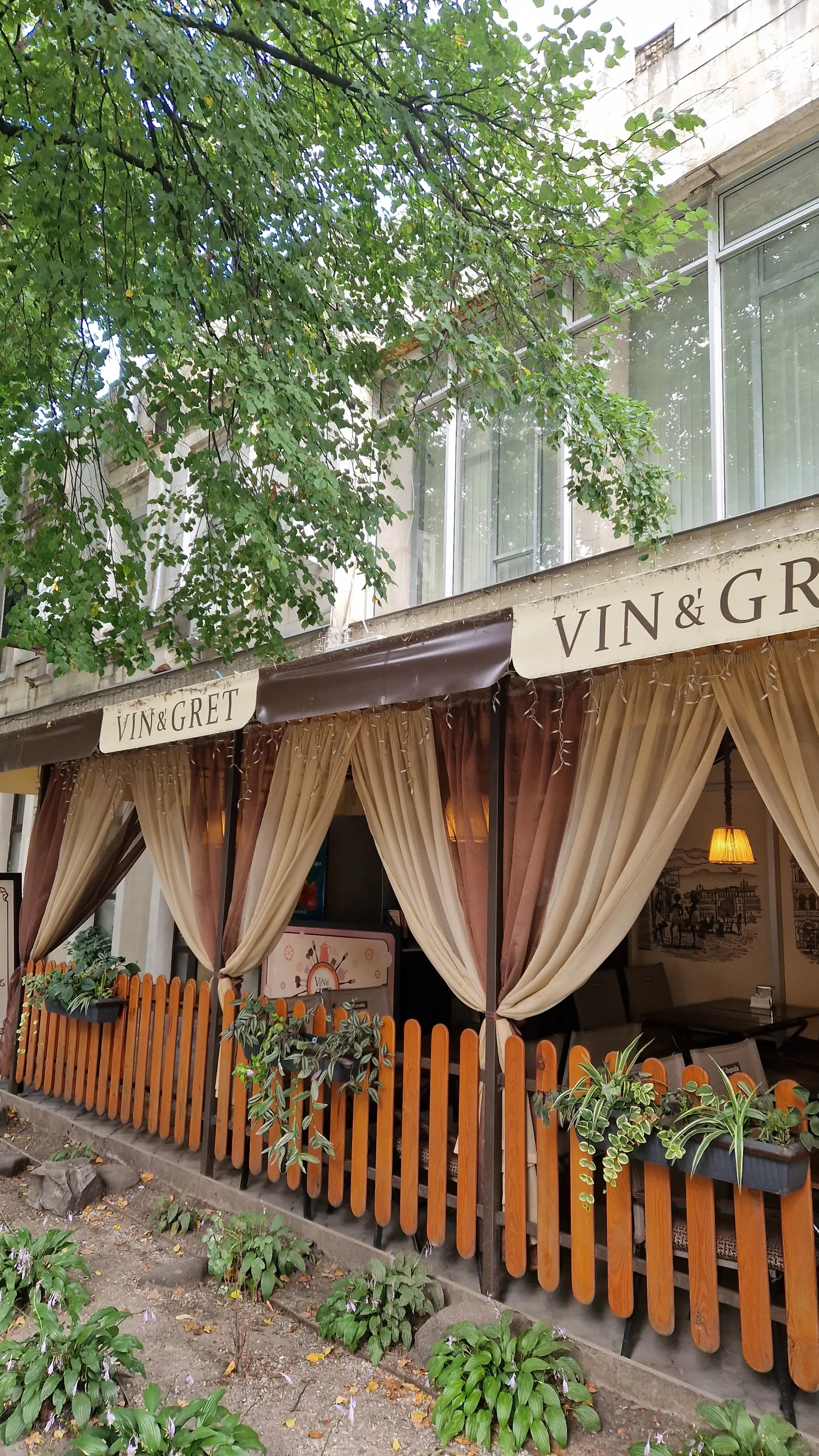 Vin&Gret image 4