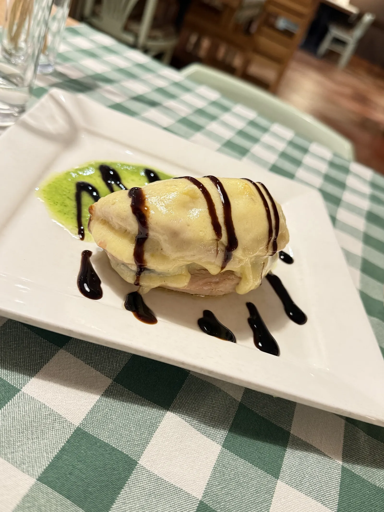 Viva Olive image 3