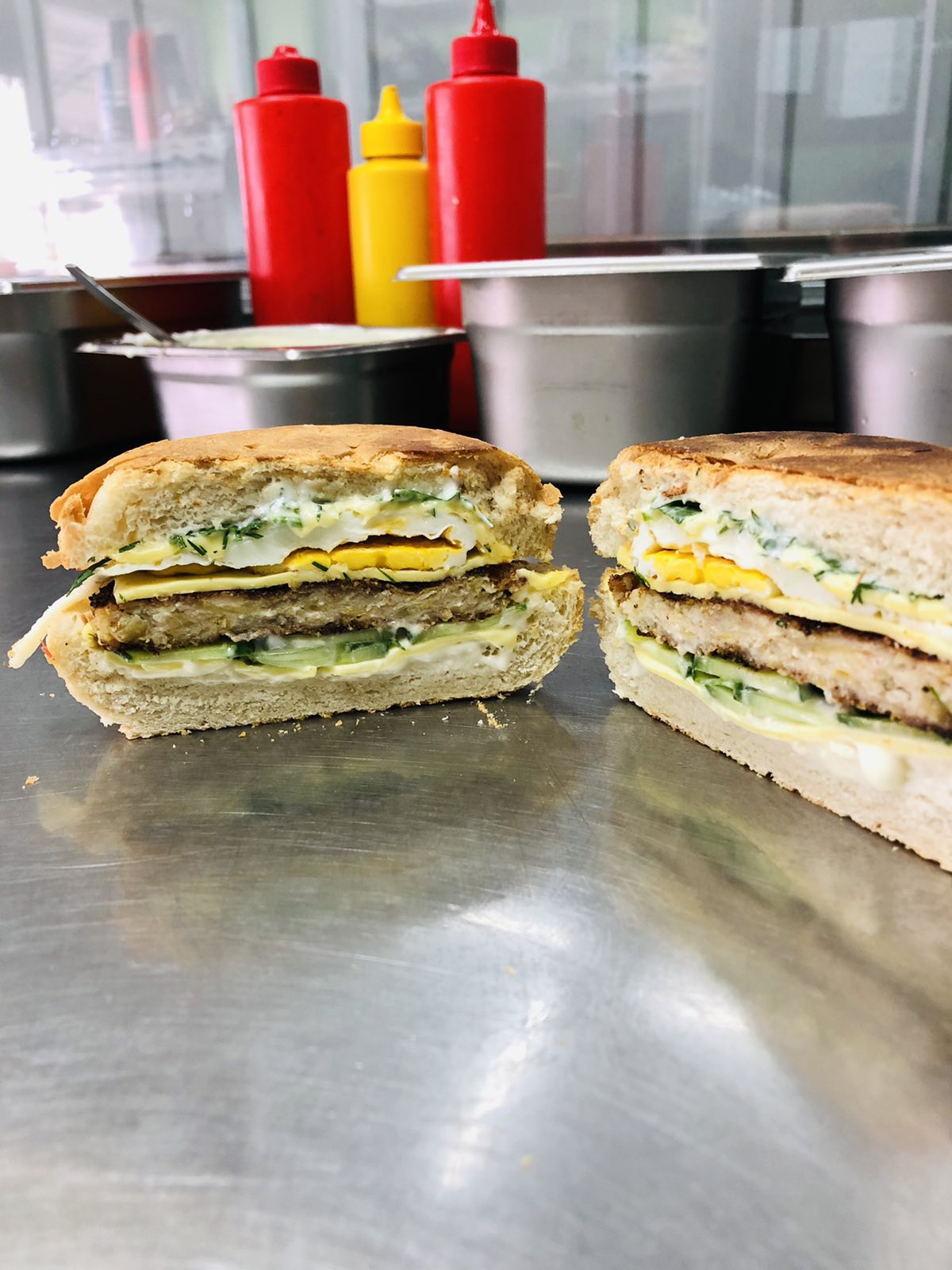 Winnie kitchen image 4