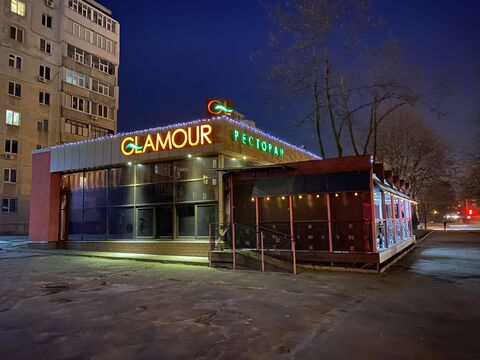Glamour image 1