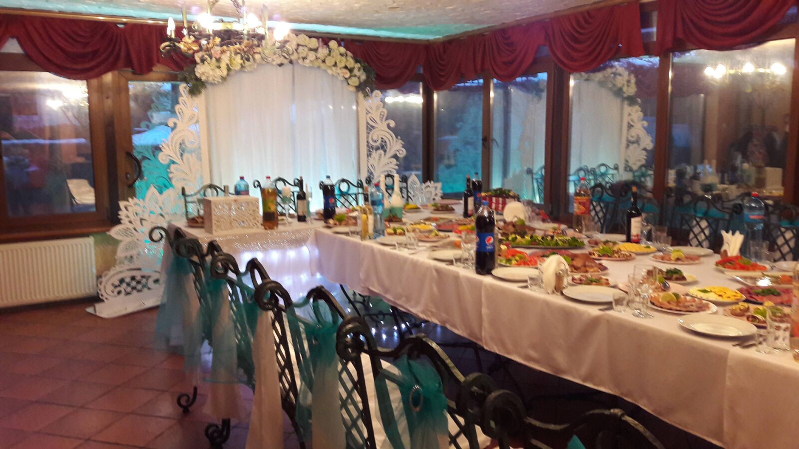 Taverna image 6