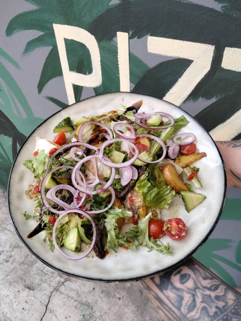 Fortunate Son Pizza Izum image 4