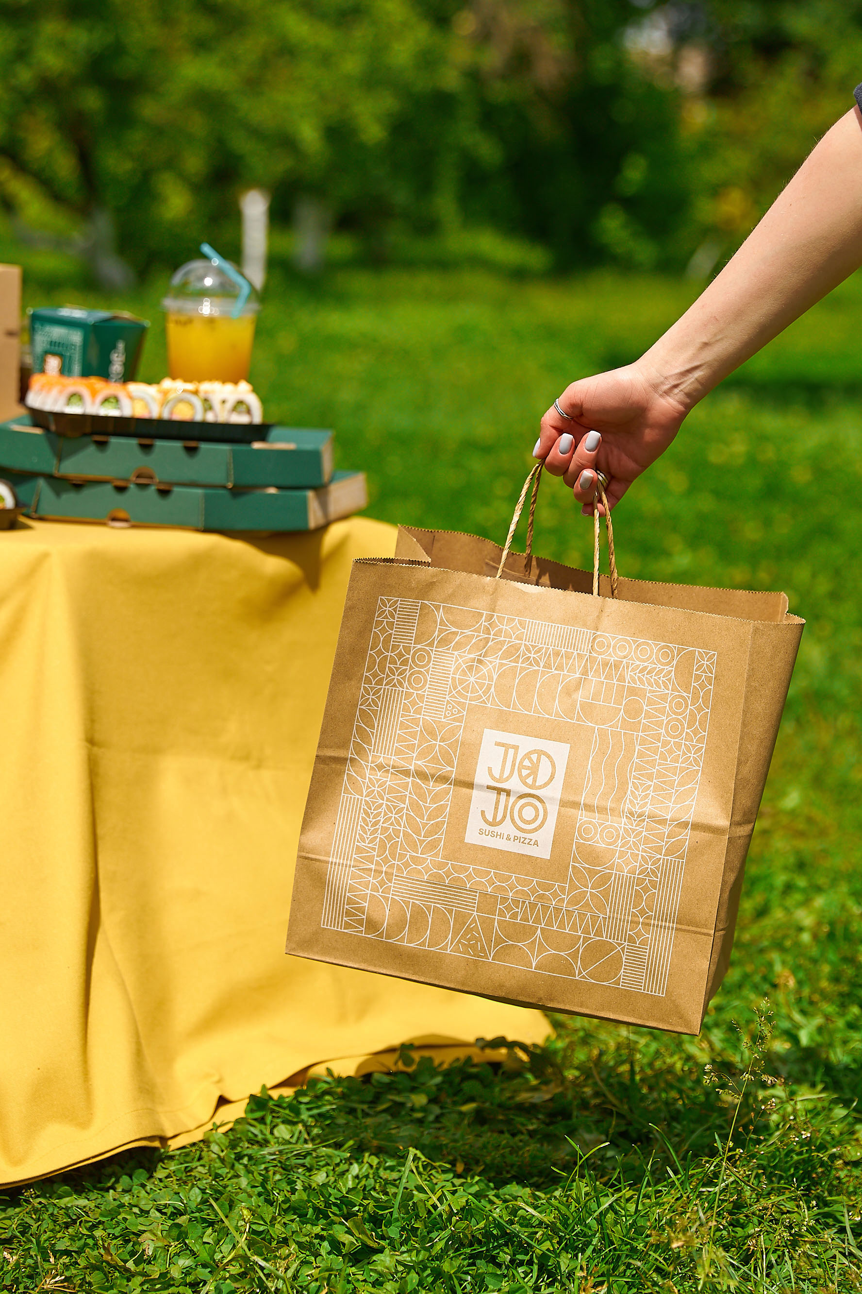 JoJo sushi&pizza image 5