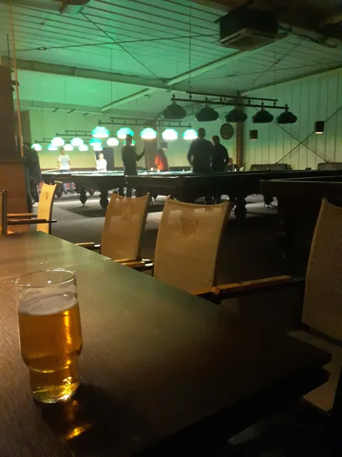 Развлекательный комплекс Pool Bar image 4