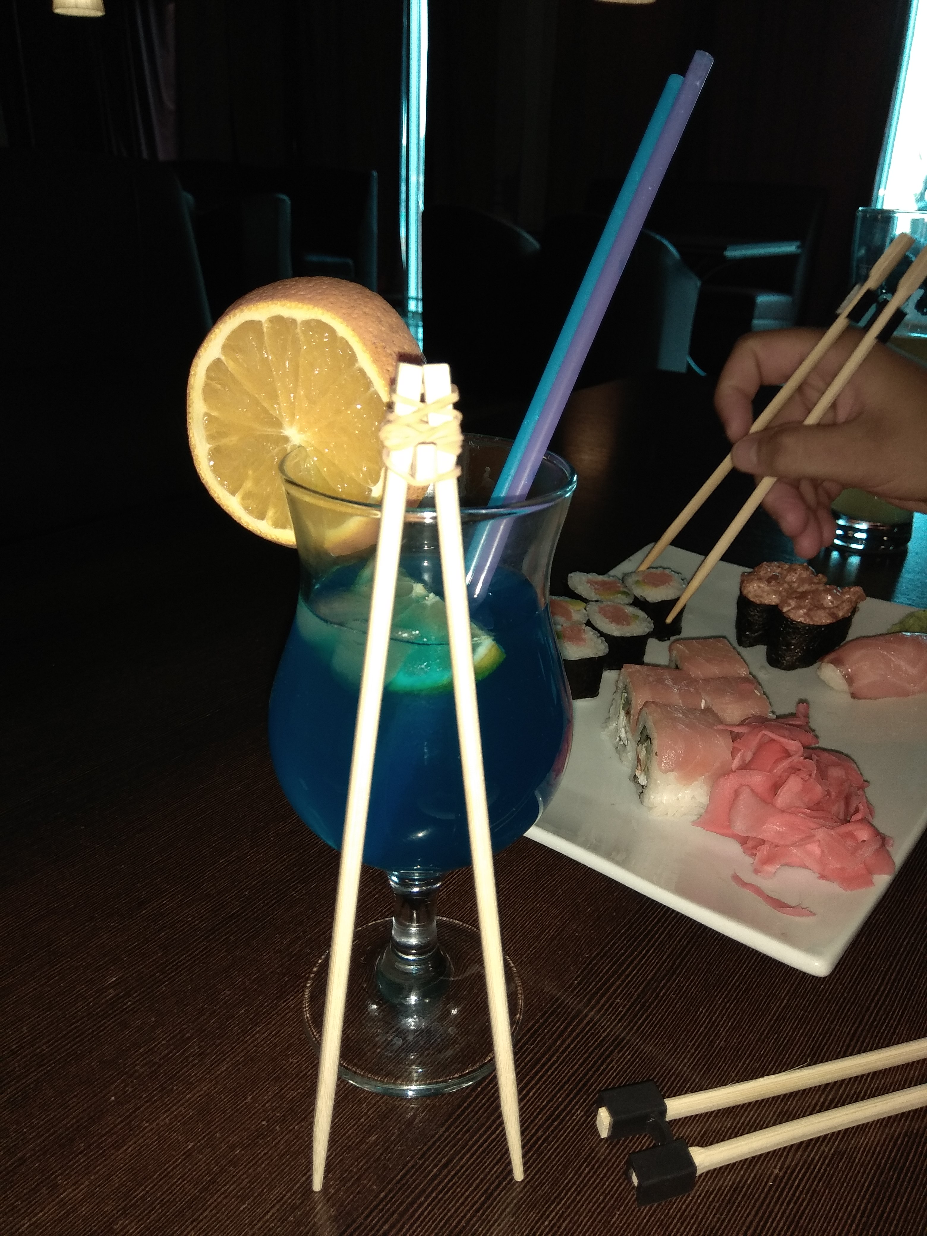 Развлекательный комплекс Pool Bar image 9