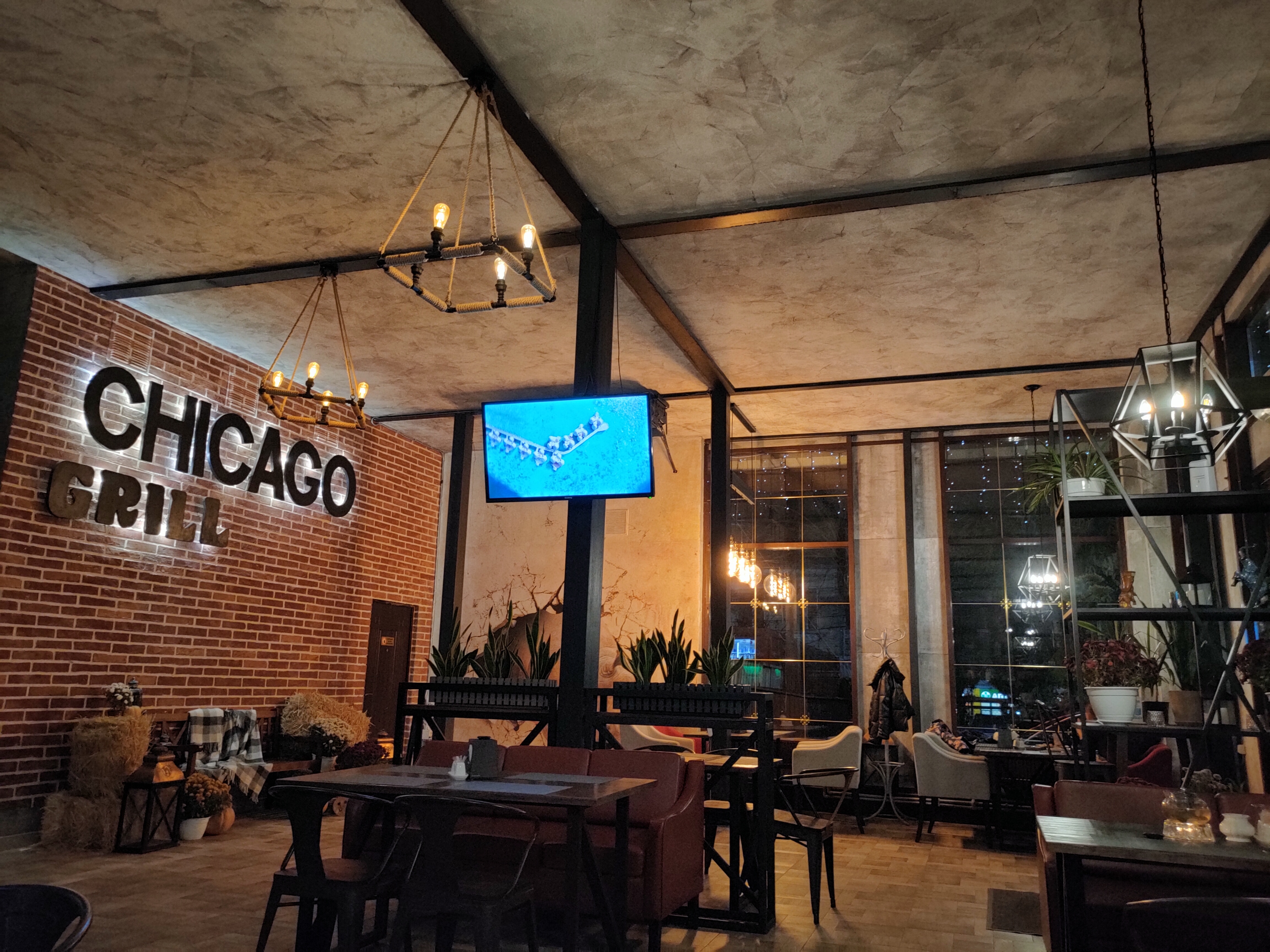 CHICAGO-GRILL image 3