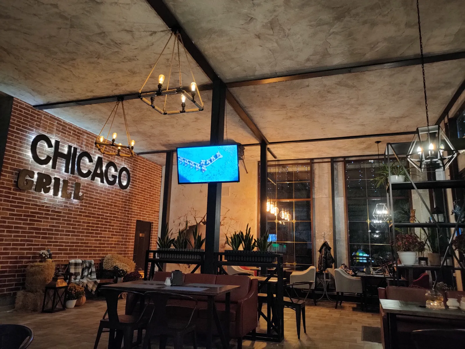 CHICAGO-GRILL image 3