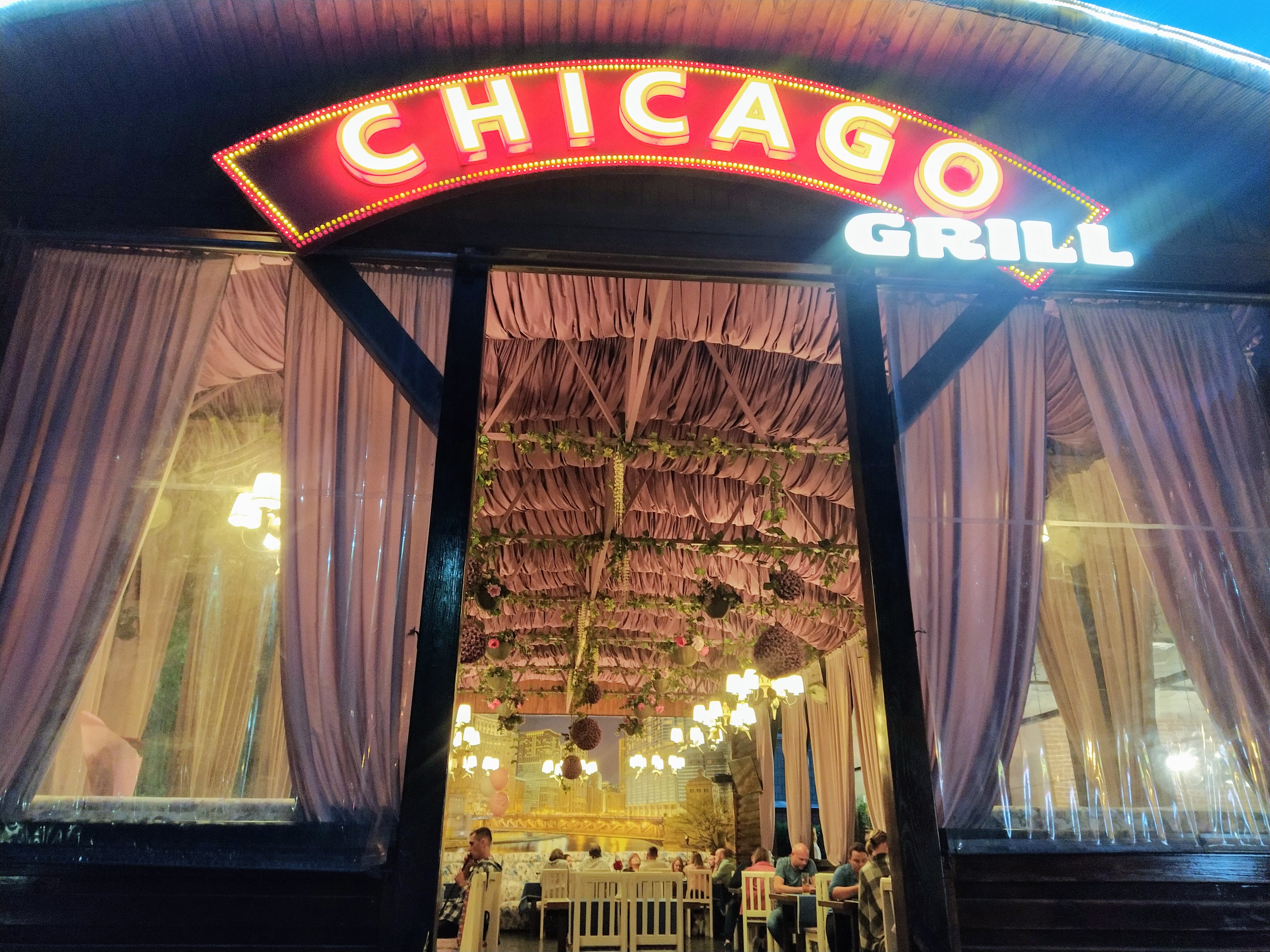 CHICAGO-GRILL image 6