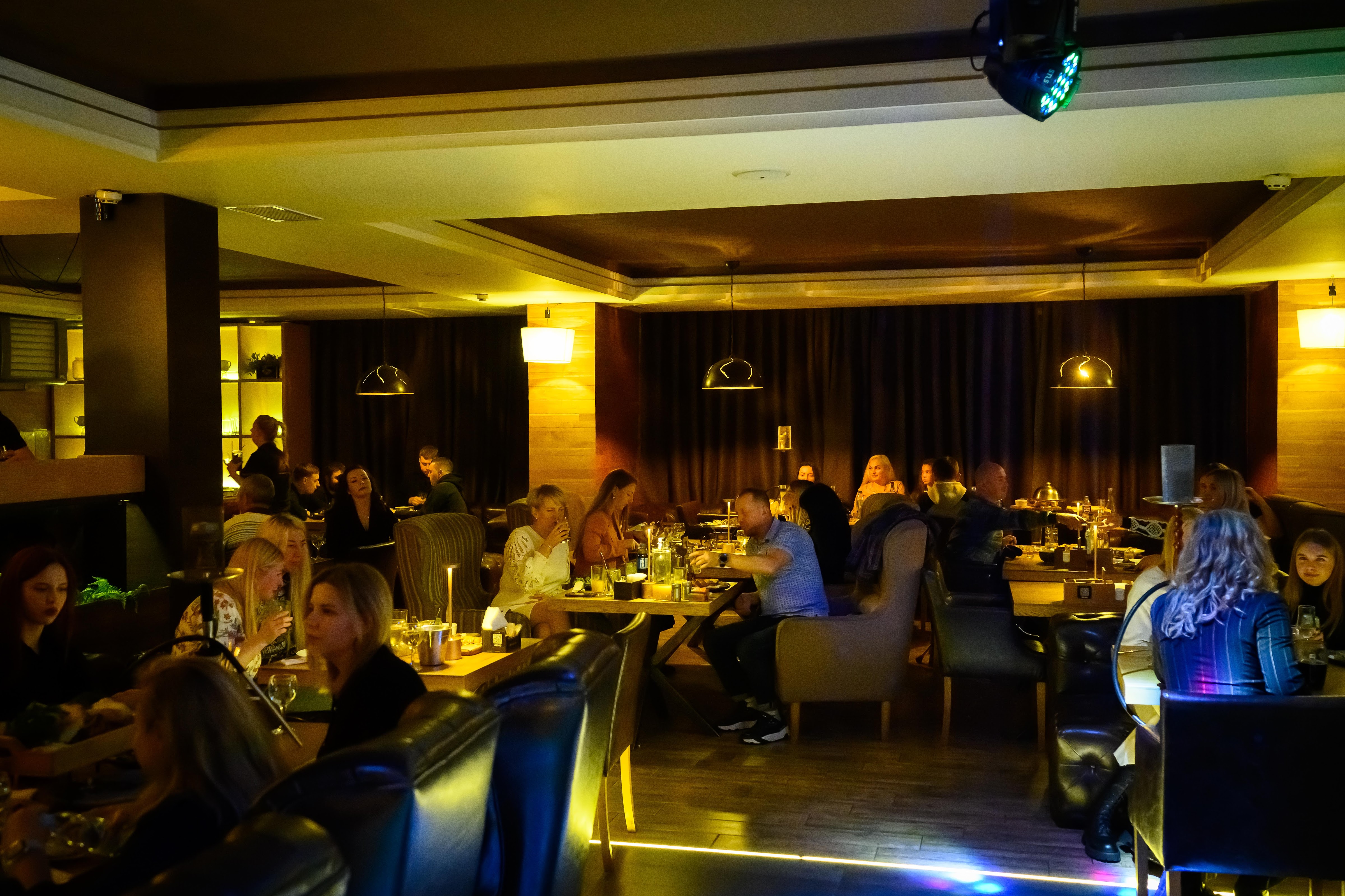 Анжис Хол. Смачний Шоу ресторан image 5