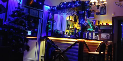 Taverna image 7