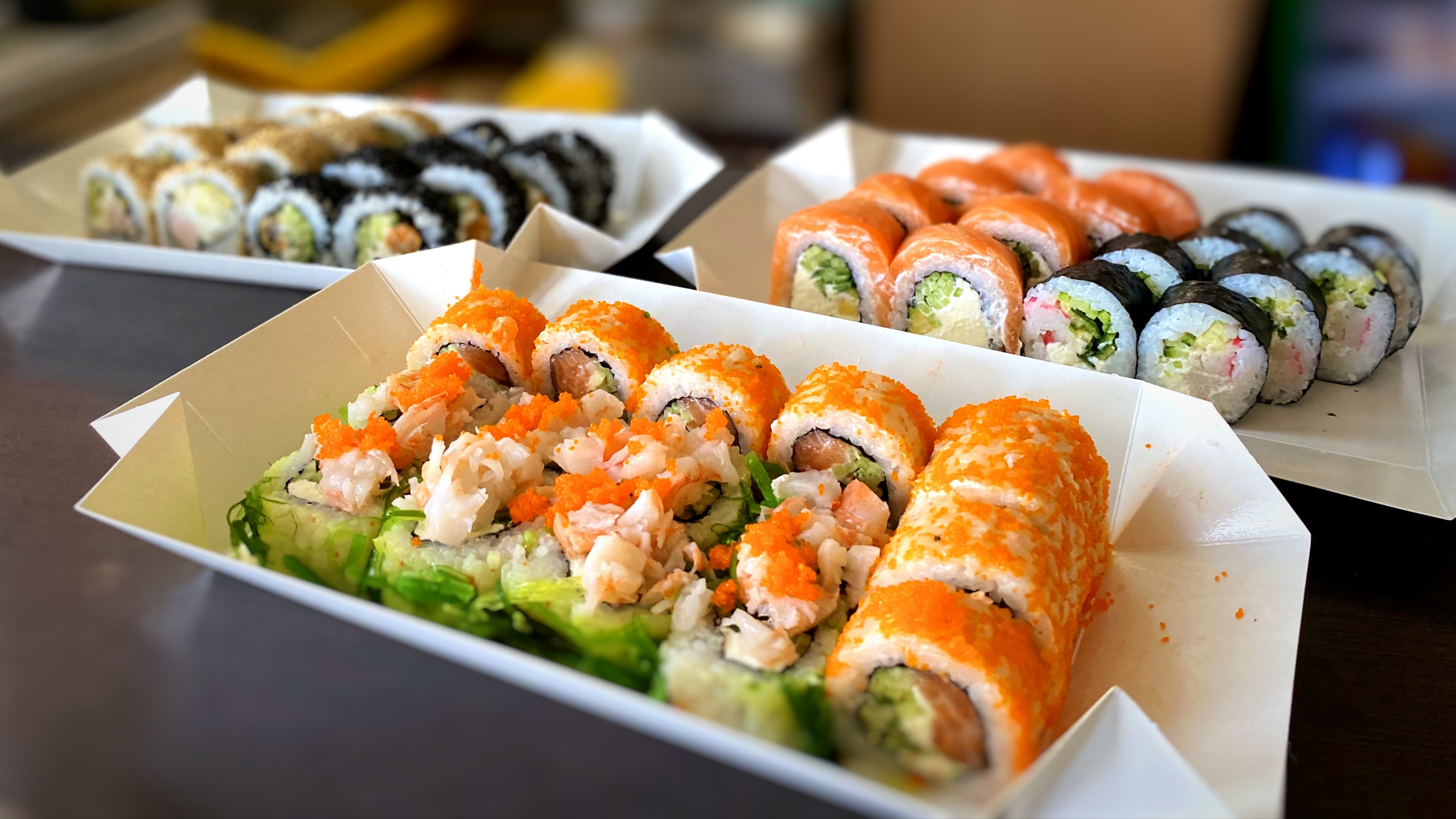 Доставка суші та піци FRESH ROLLS image 1