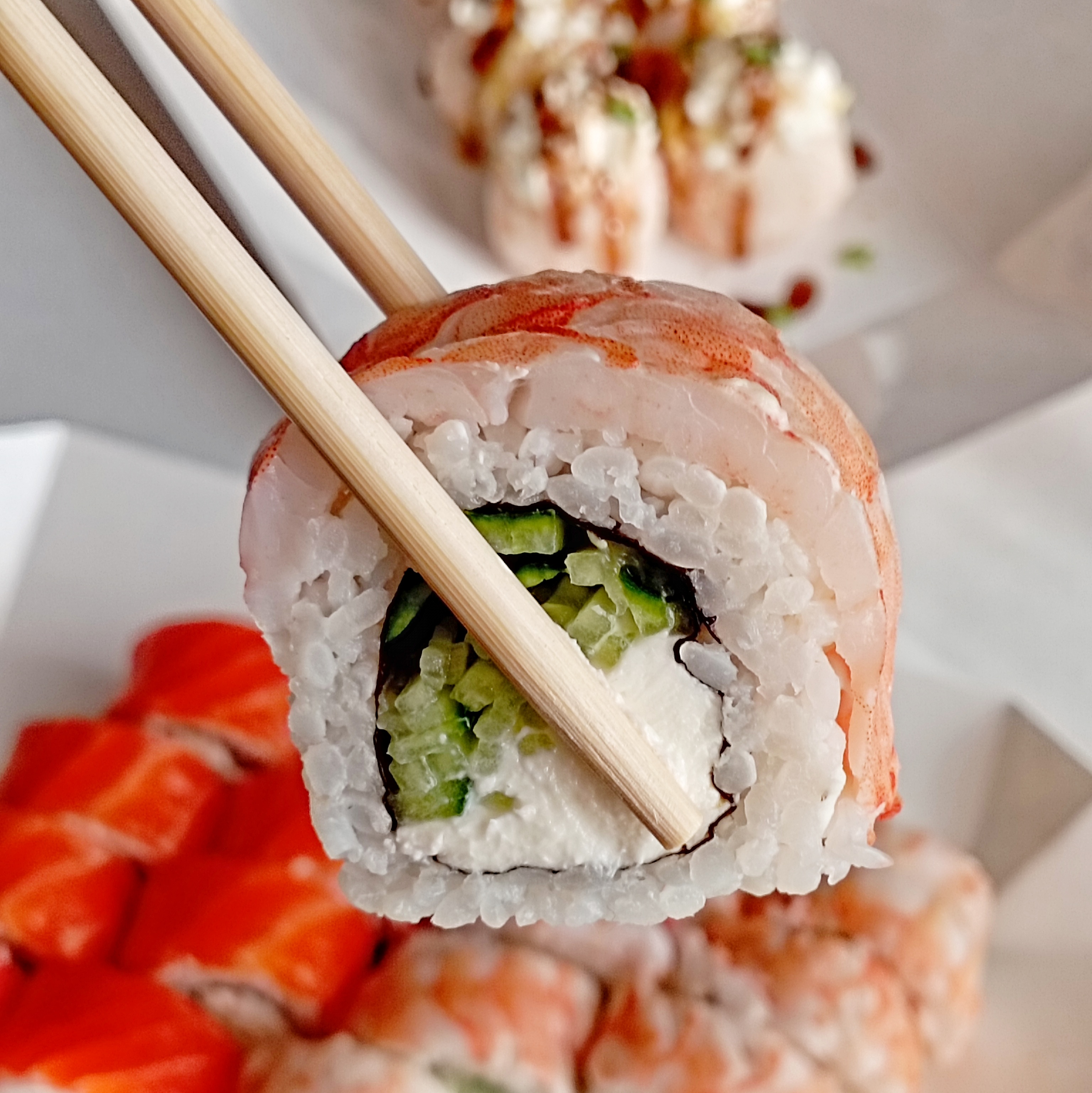 Доставка суші та піци FRESH ROLLS image 2