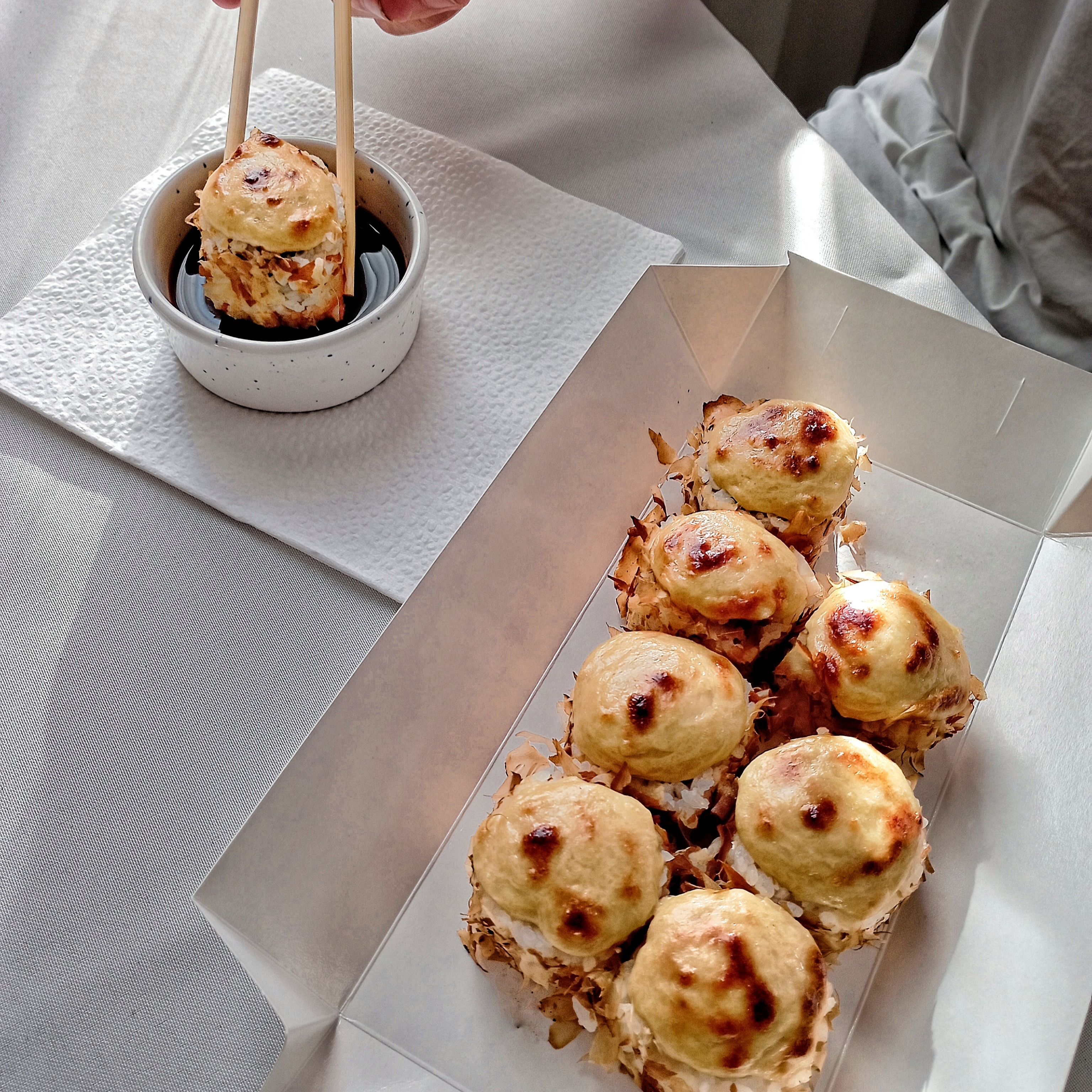 Доставка суші та піци FRESH ROLLS image 3