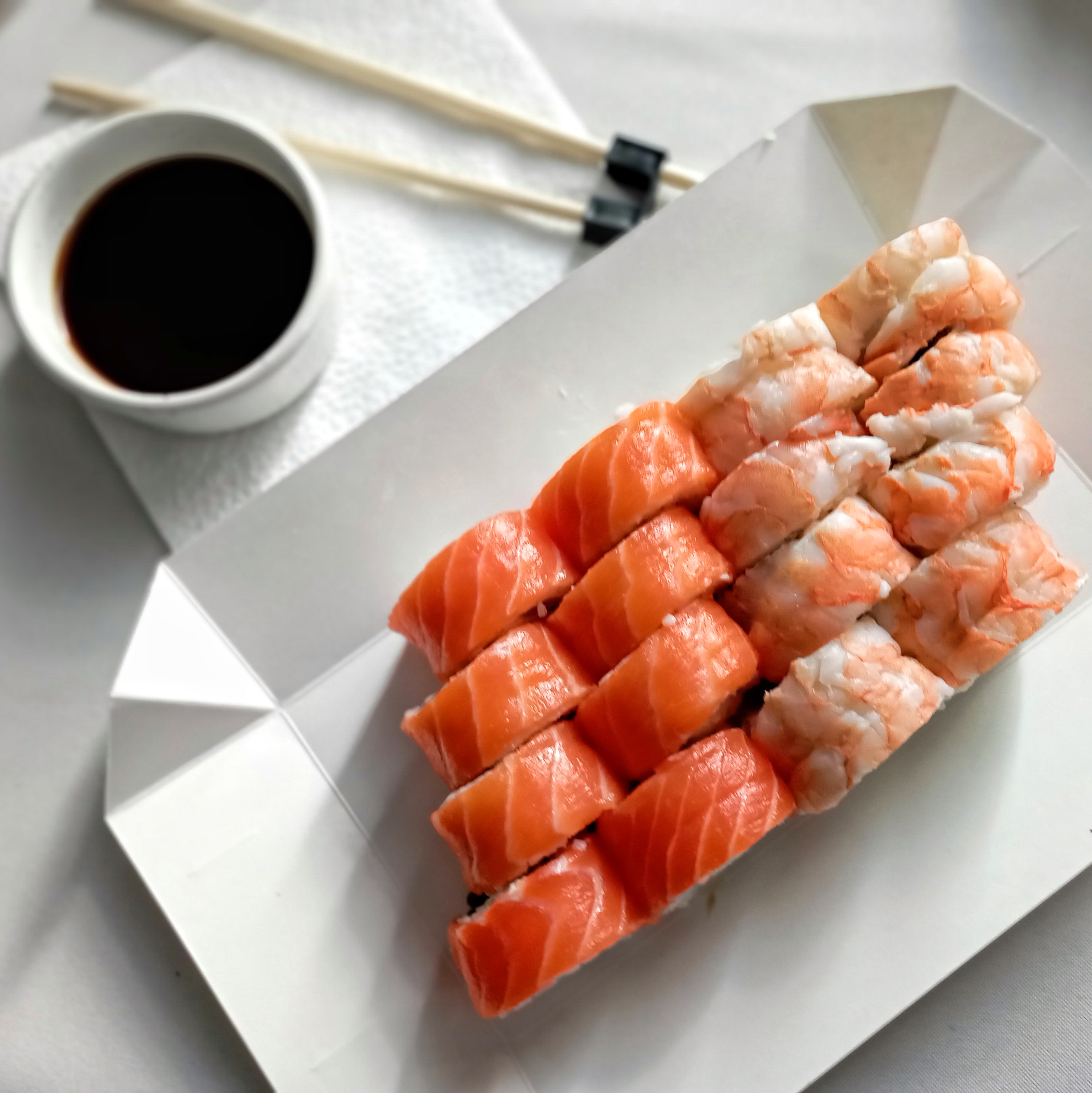 Доставка суші та піци FRESH ROLLS image 9