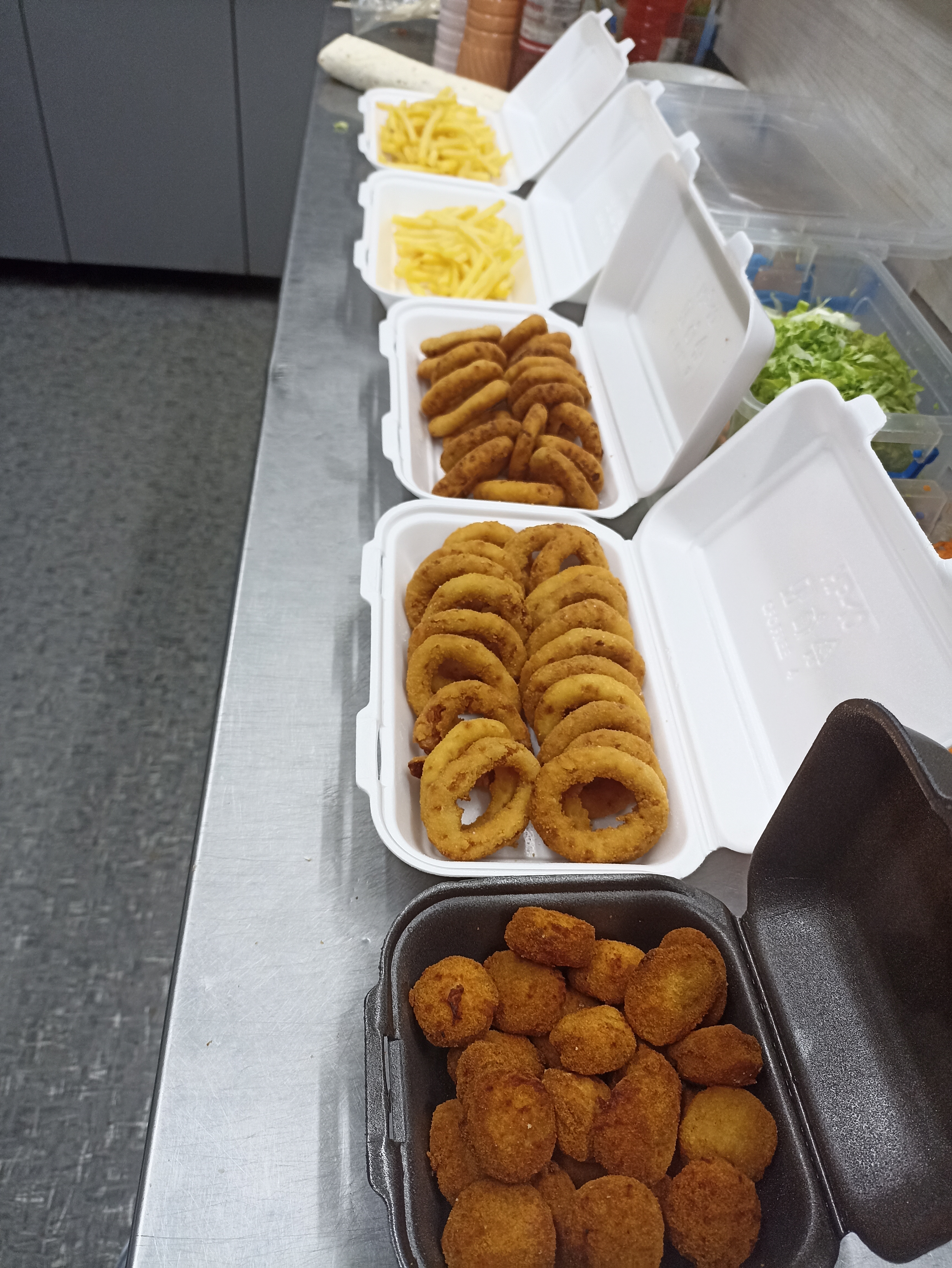 FAMILY FINE FOOD image 1