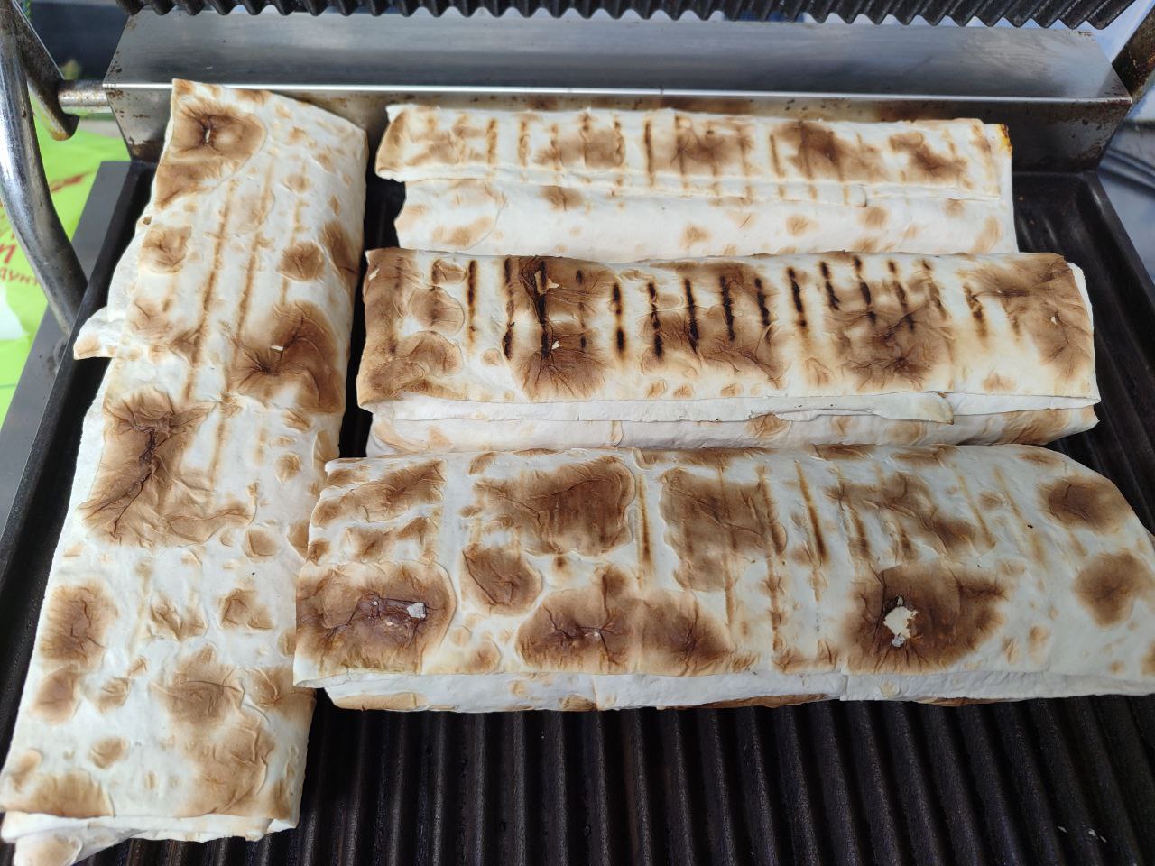 FAMILY FINE FOOD image 7