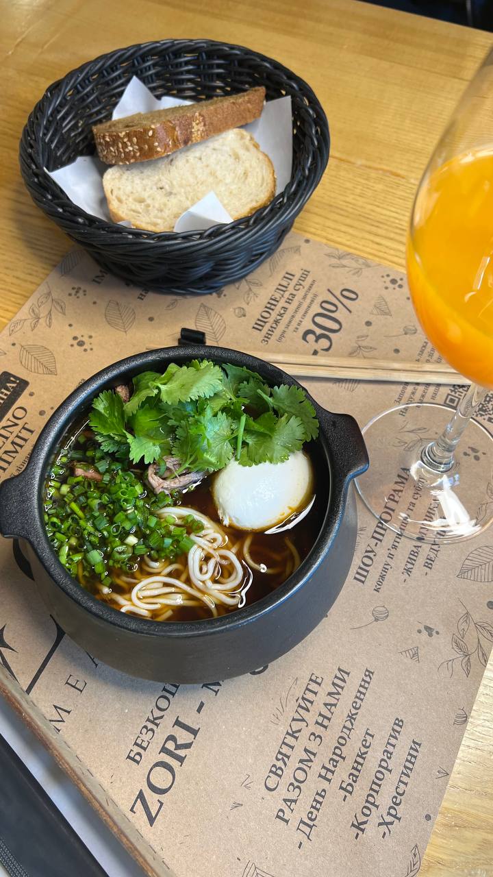 Zori Meat Gastropub image 7