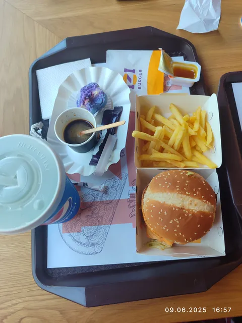 IZI Burger 🍔 image 6