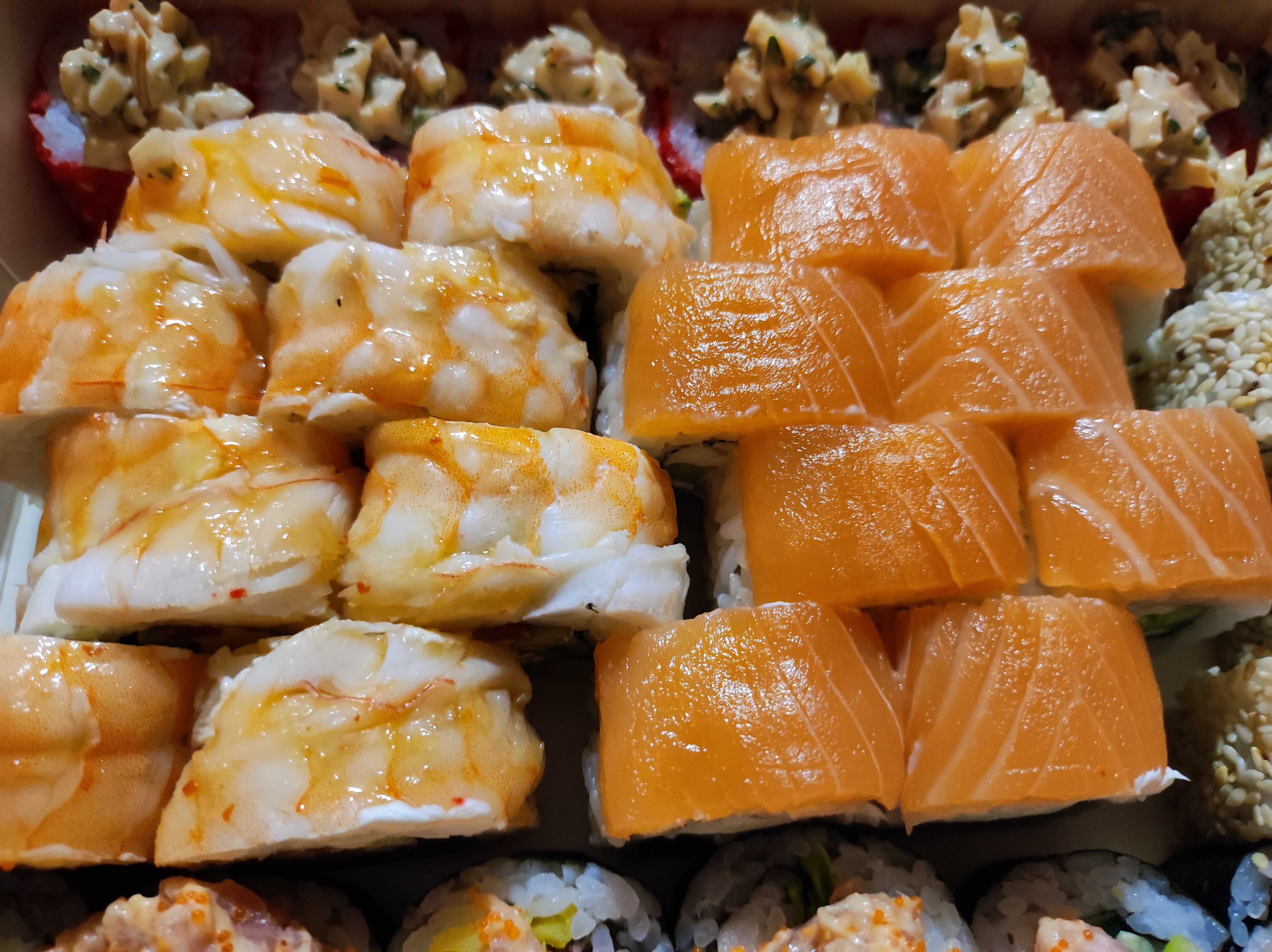 Доставка суші Roll Club в Харкові на Петра Григоренка image 6