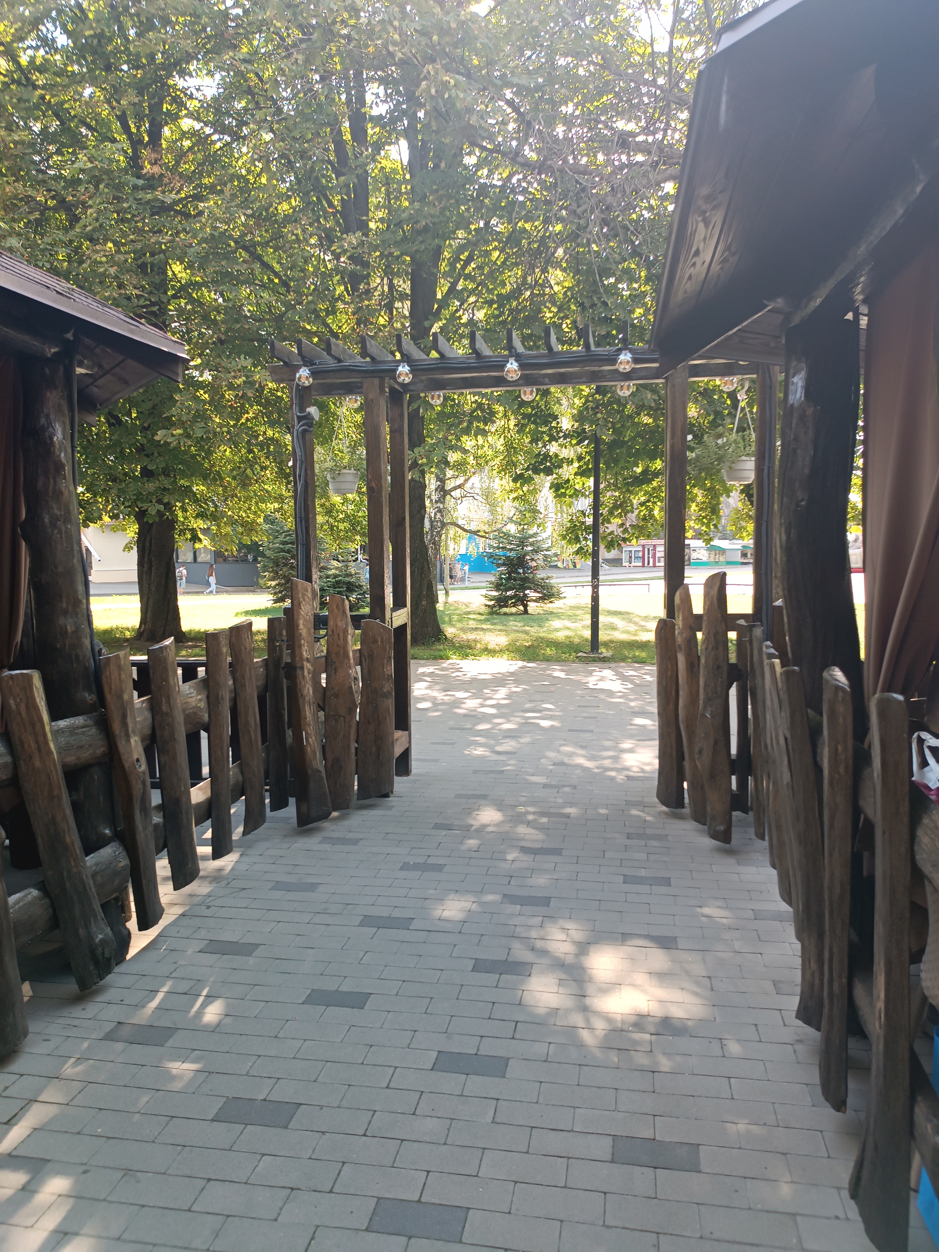 Oktoberfest pub image 9