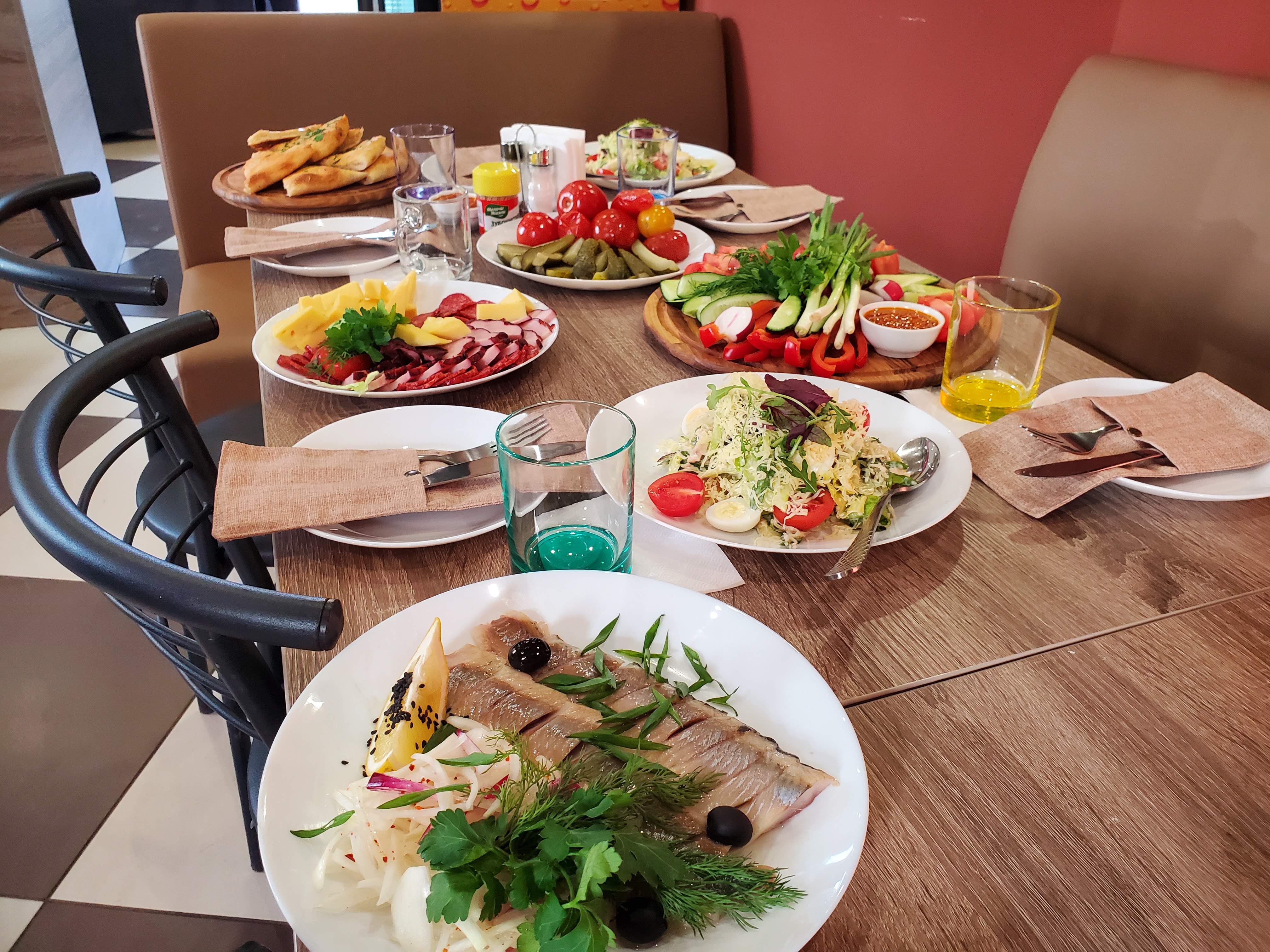 SushiPizzaKing image 2