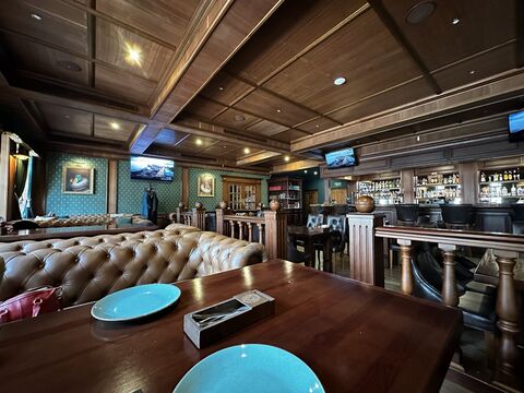 Green Duck Pub & Hotel image 3