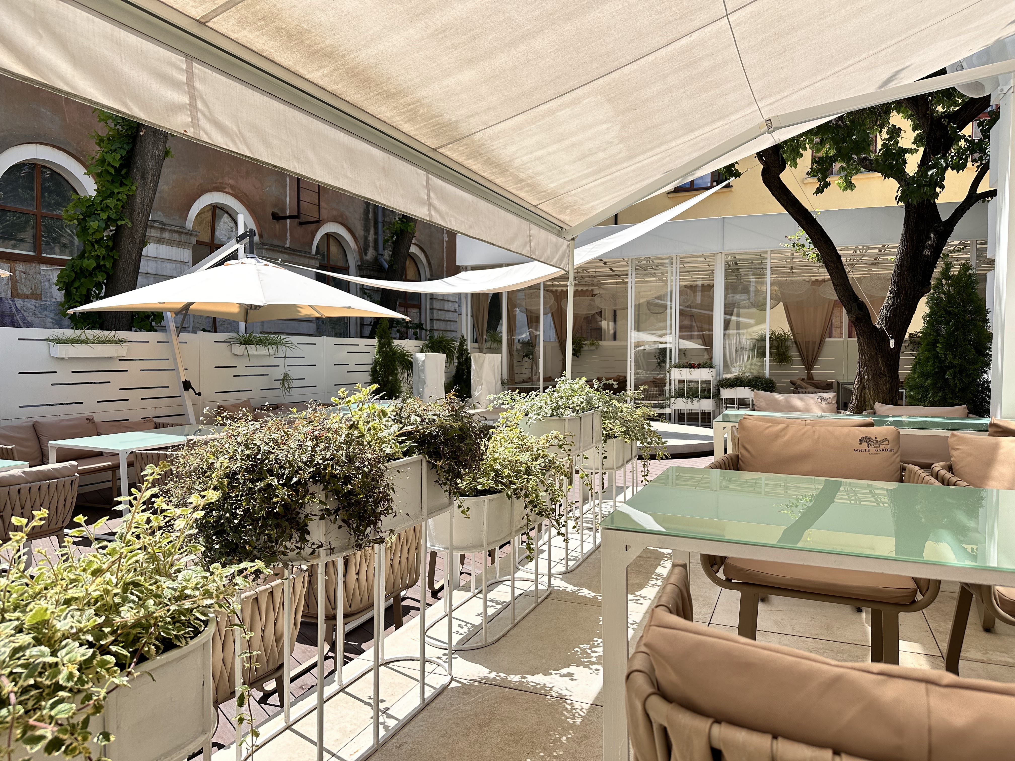 White Garden image 1