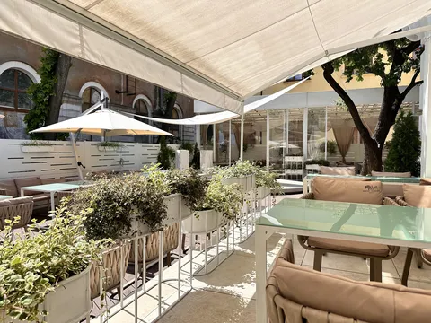 White Garden image 1