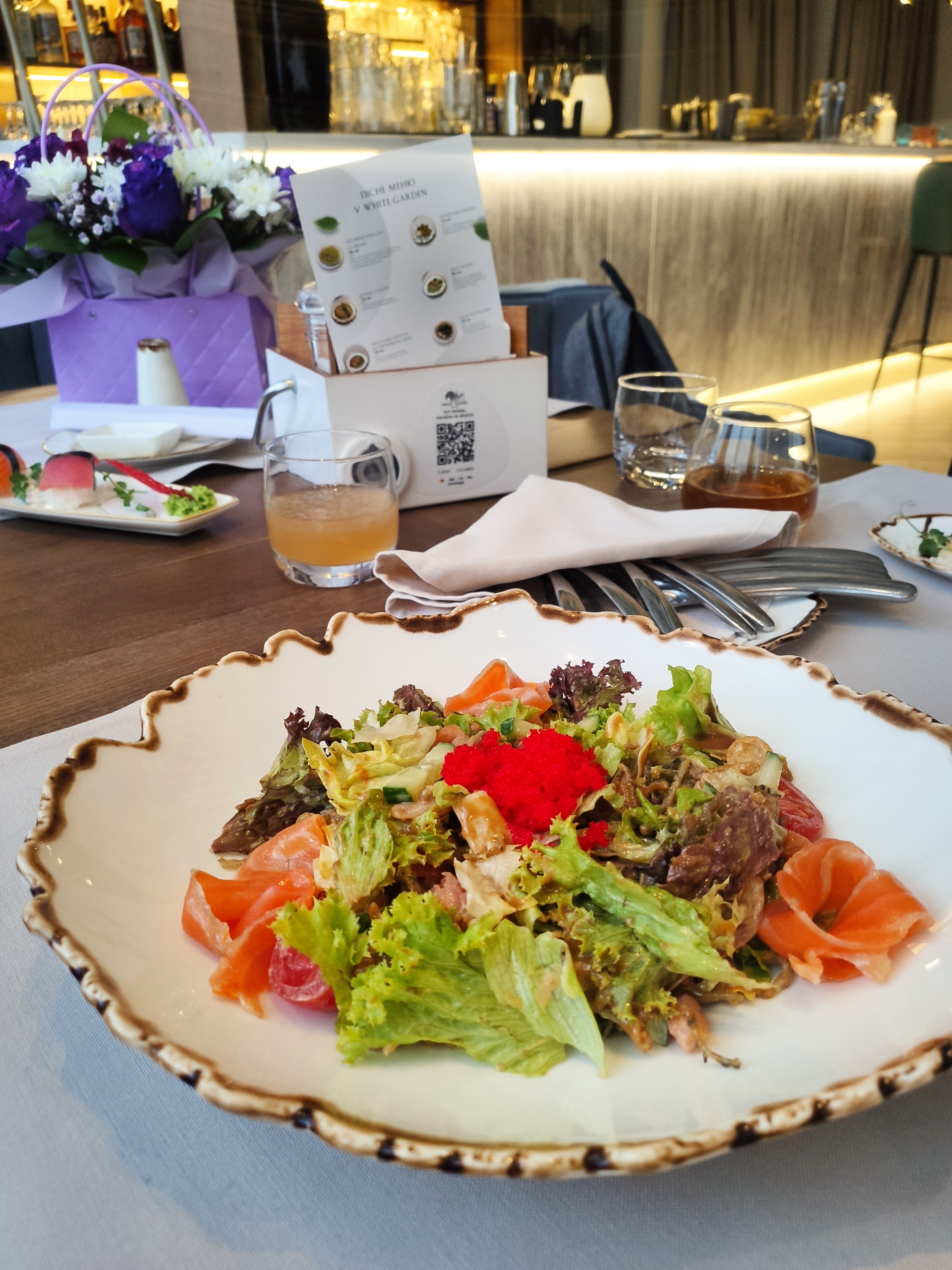 White Garden image 5